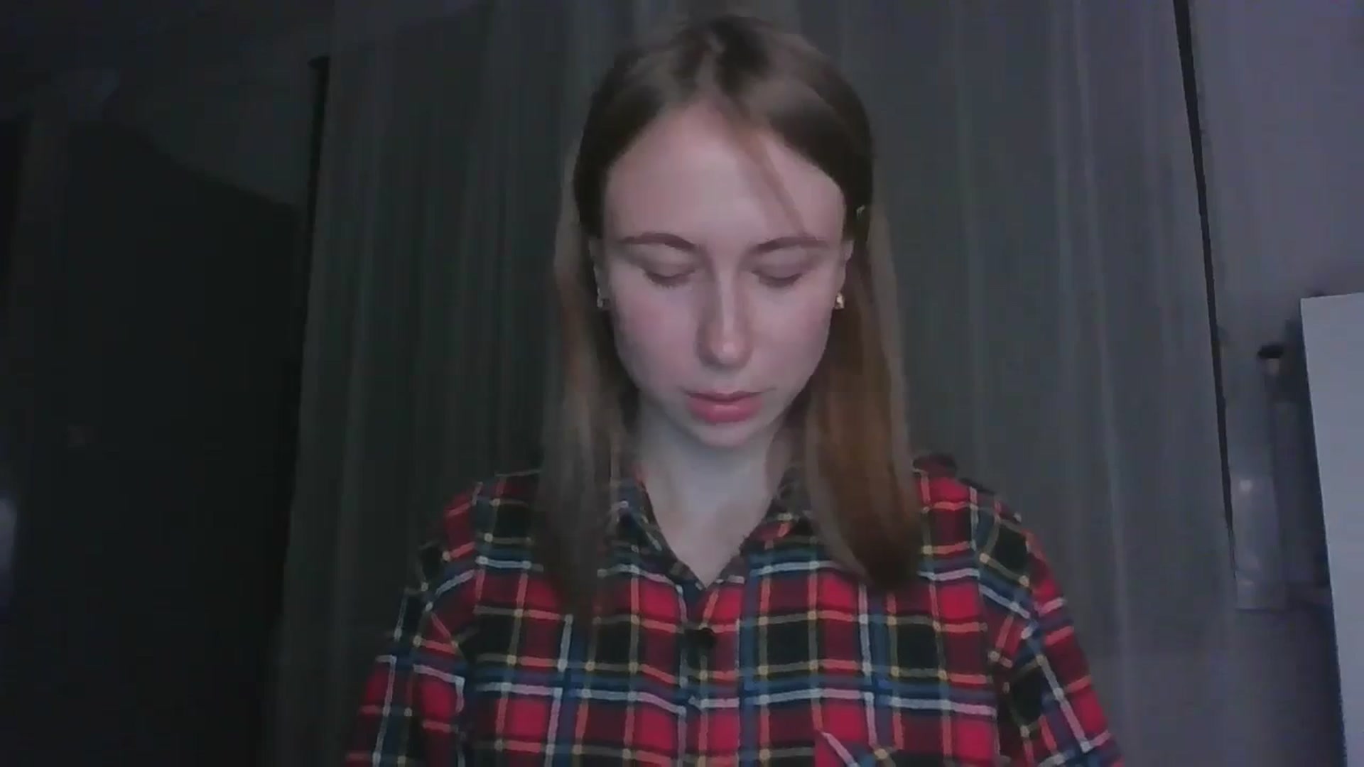 Gallery image thumbnail from Elix1r's myfreecams stream on, 06/28/2024, 22:47 image 2 of 20