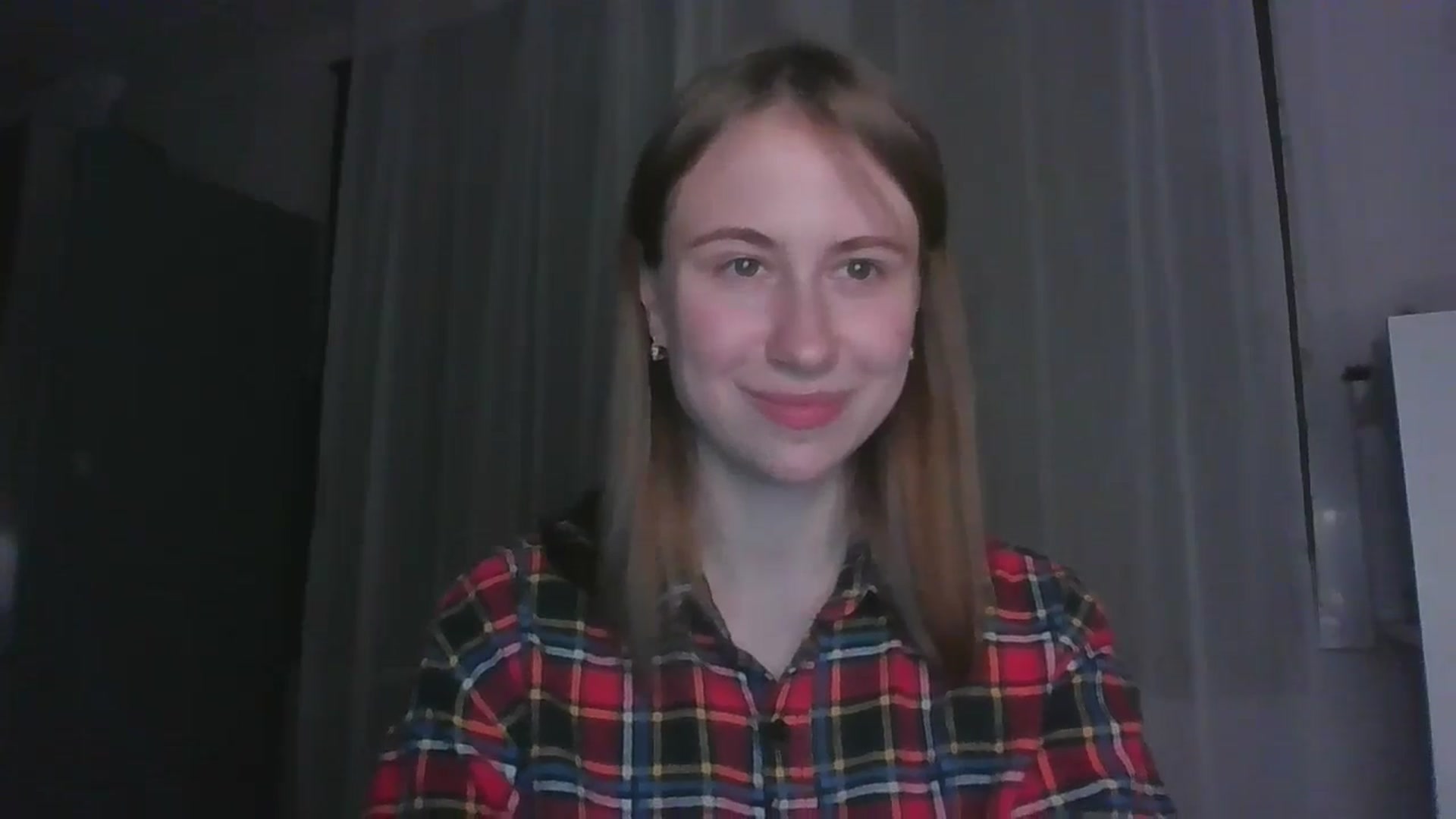 Gallery image thumbnail from Elix1r's myfreecams stream on, 06/28/2024, 22:47 image 12 of 20