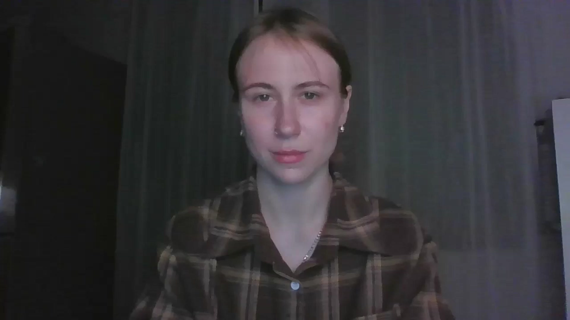 Gallery image thumbnail from Elix1r's myfreecams stream on, 06/29/2024, 22:54 image 11 of 20