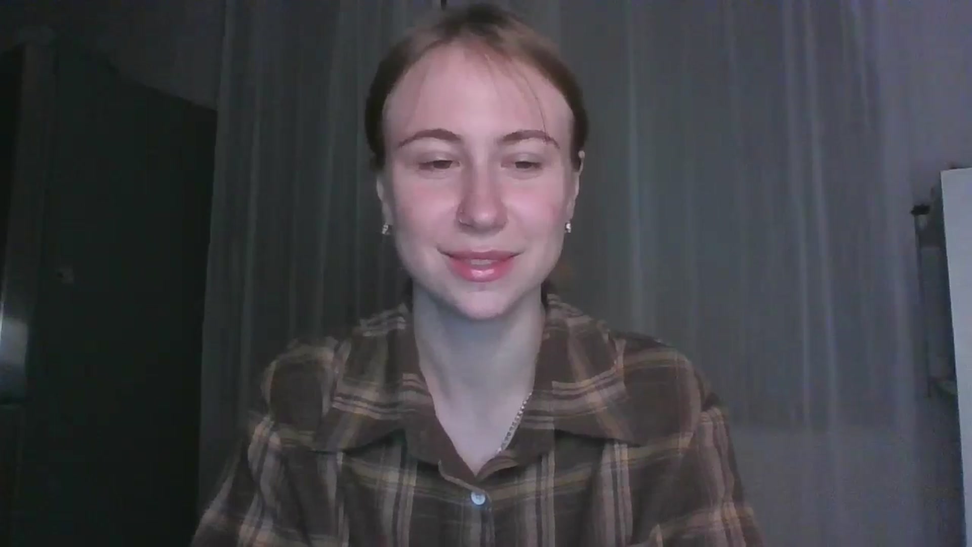 Gallery image thumbnail from Elix1r's myfreecams stream on, 06/29/2024, 22:54 image 20 of 20