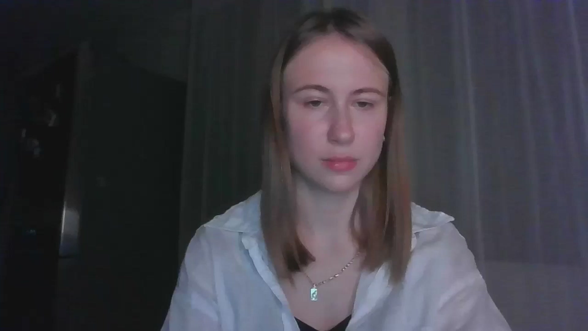 Gallery image thumbnail from Elix1r's myfreecams stream on, 06/30/2024, 21:20 image 18 of 20