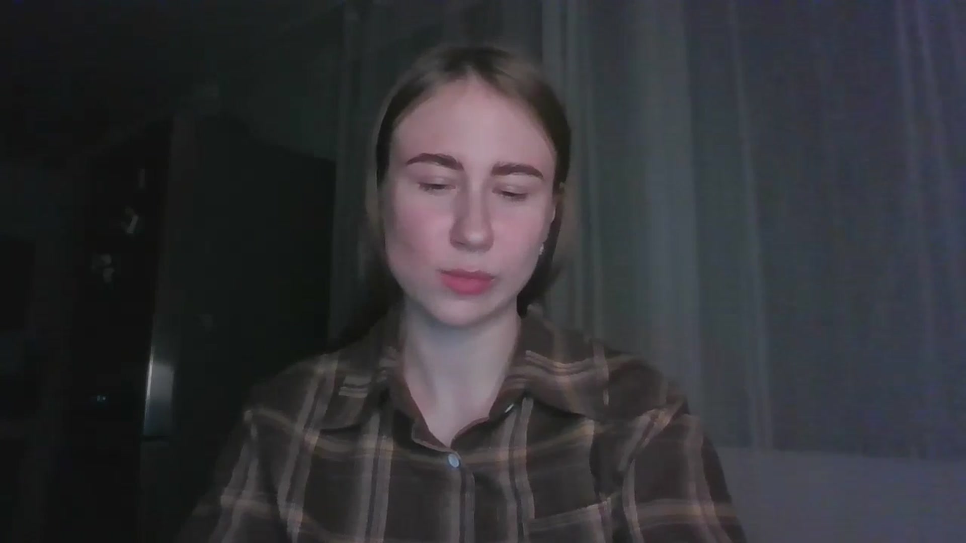Gallery image thumbnail from Elix1r's myfreecams stream on, 07/03/2024, 21:51 image 14 of 20
