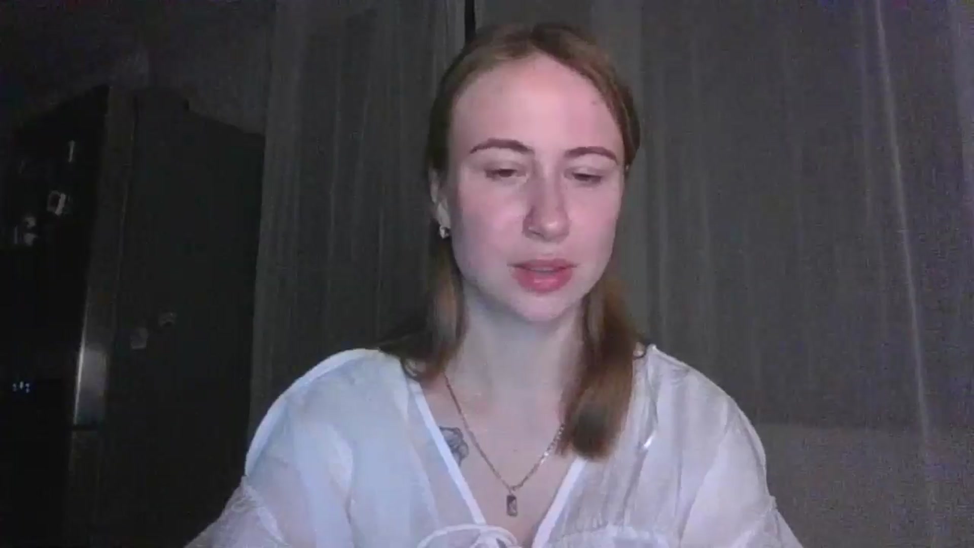 Gallery image thumbnail from Elix1r's myfreecams stream on, 07/08/2024, 22:42 image 6 of 20