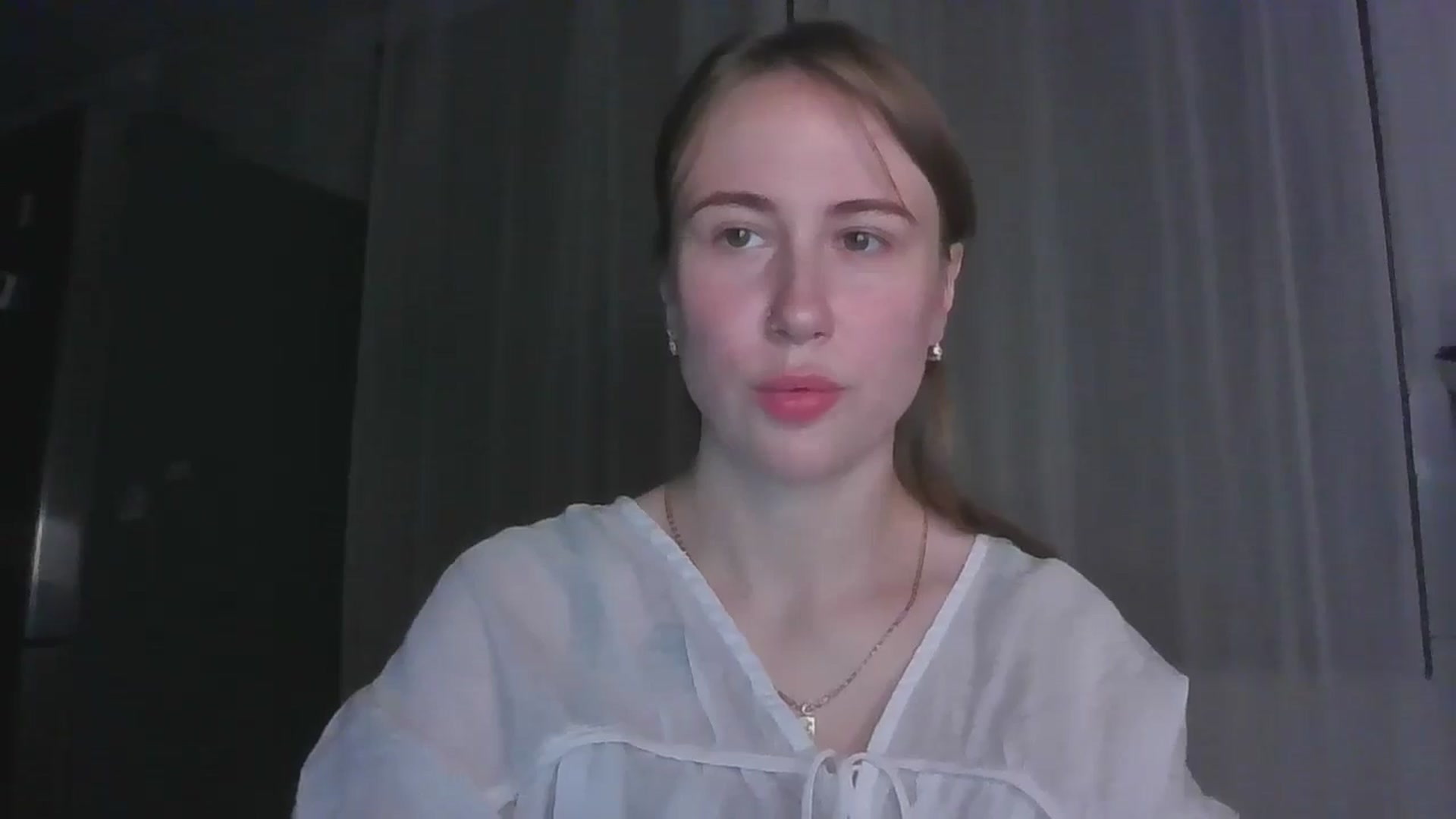 Gallery image thumbnail from Elix1r's myfreecams stream on, 07/09/2024, 21:27 image 2 of 20