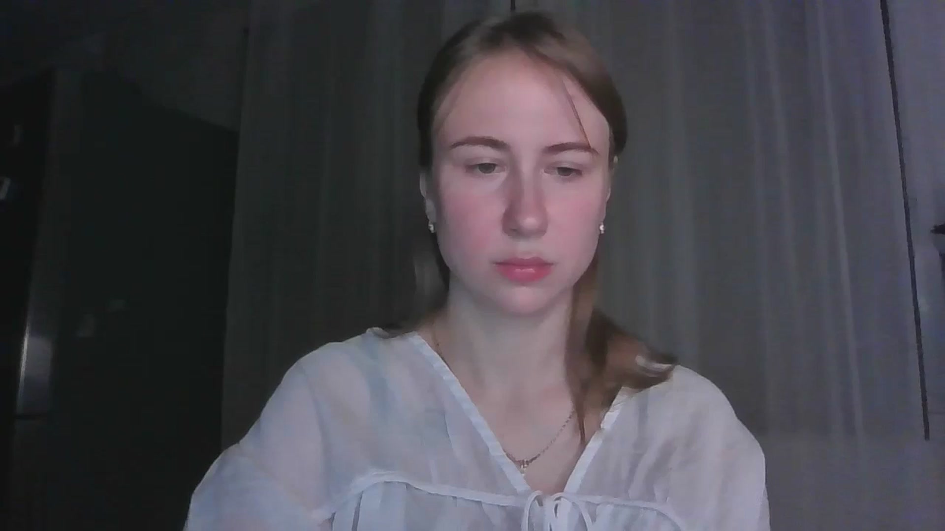 Gallery image thumbnail from Elix1r's myfreecams stream on, 07/09/2024, 21:27 image 1 of 20