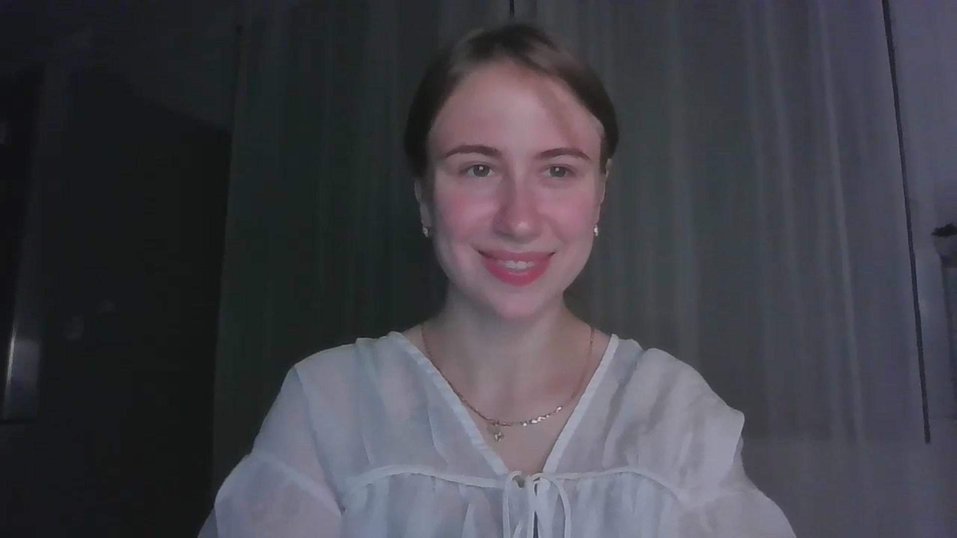 Gallery image thumbnail from Elix1r's myfreecams stream on, 07/09/2024, 21:27 image 16 of 20