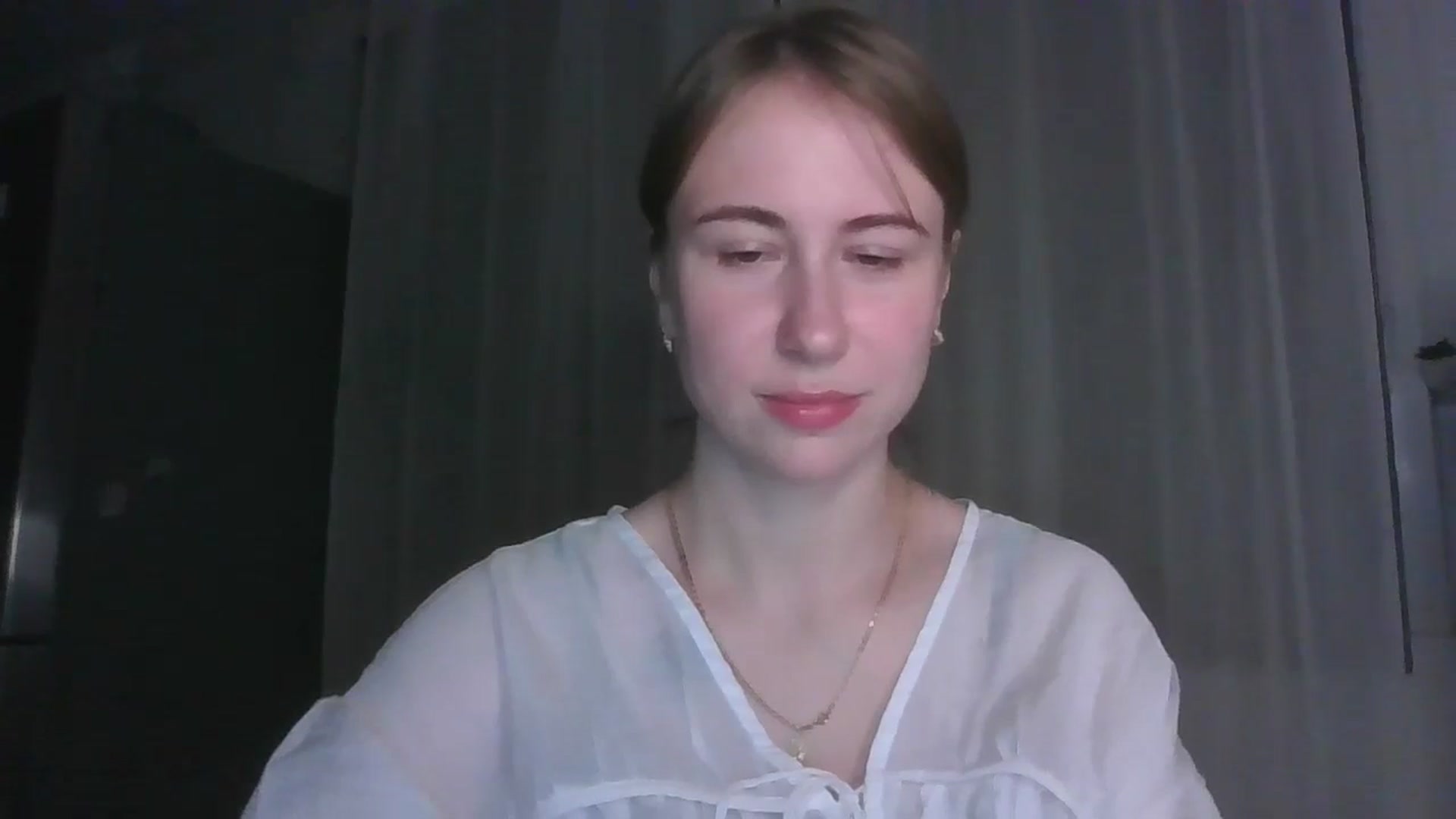 Gallery image thumbnail from Elix1r's myfreecams stream on, 07/09/2024, 22:14 image 15 of 20