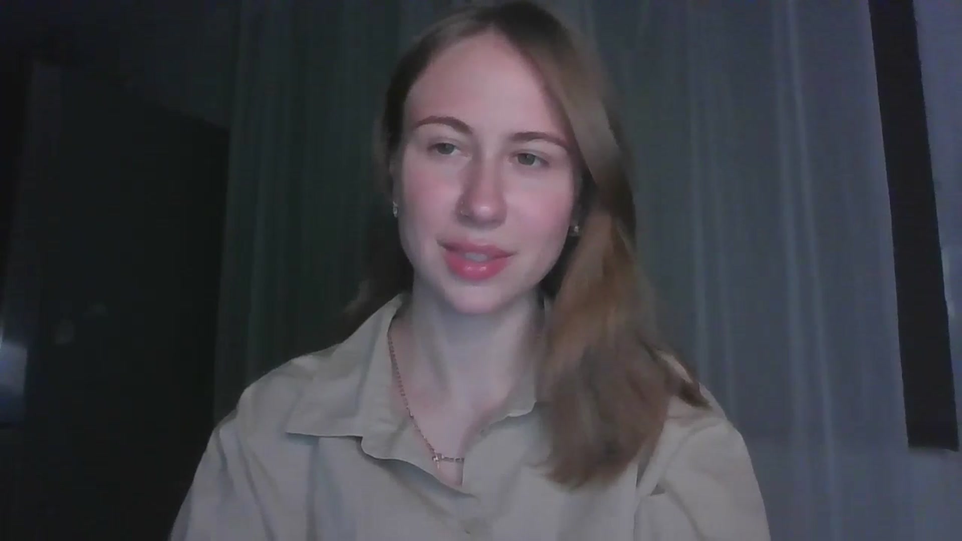 Gallery image thumbnail from Elix1r's myfreecams stream on, 07/15/2024, 22:19 image 8 of 20