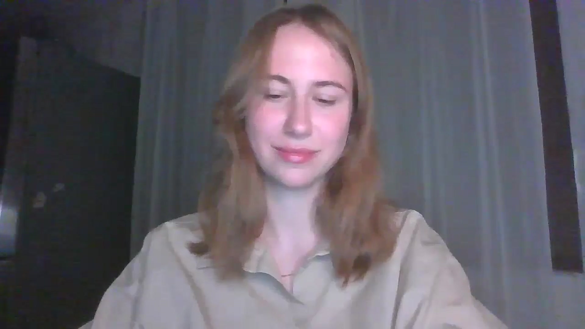 Gallery image thumbnail from Elix1r's myfreecams stream on, 07/15/2024, 22:19 image 19 of 20