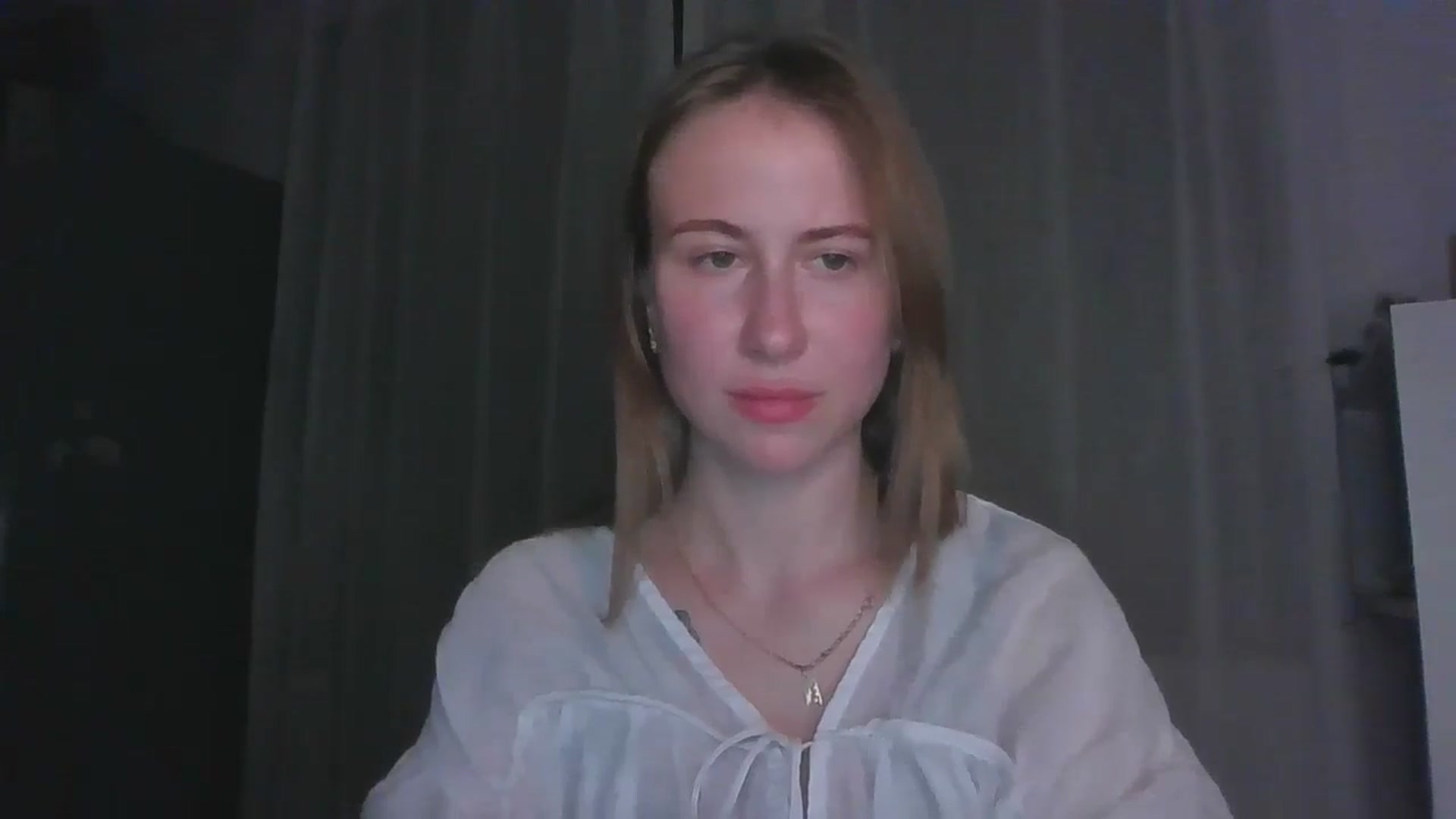Gallery image thumbnail from Elix1r's myfreecams stream on, 07/19/2024, 21:06 image 12 of 20