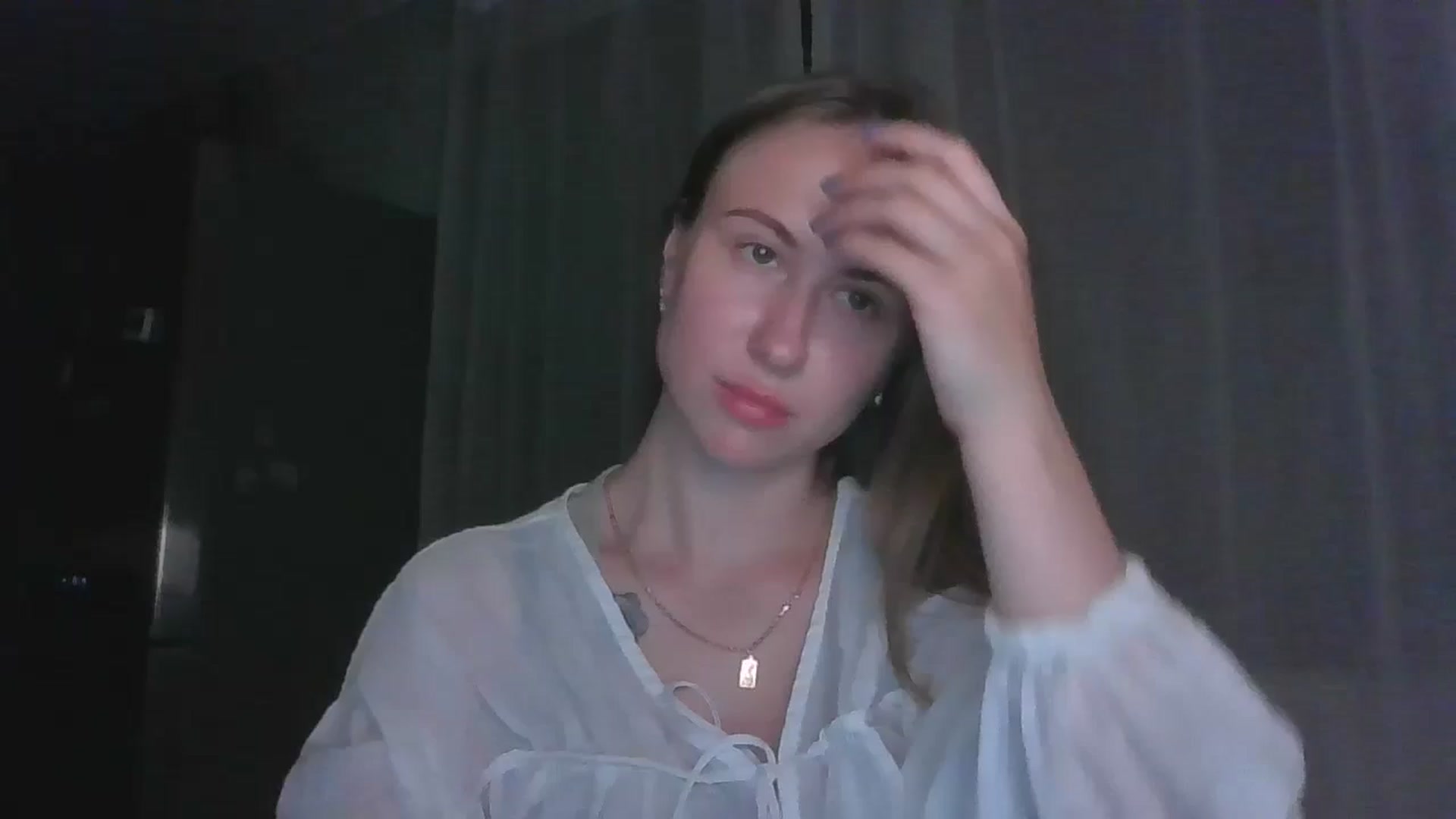 Gallery image thumbnail from Elix1r's myfreecams stream on, 07/19/2024, 21:42 image 15 of 20