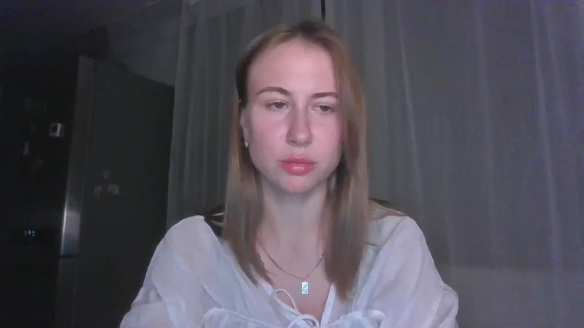 Gallery image thumbnail from Elix1r's myfreecams stream on, 07/19/2024, 21:42 image 12 of 20