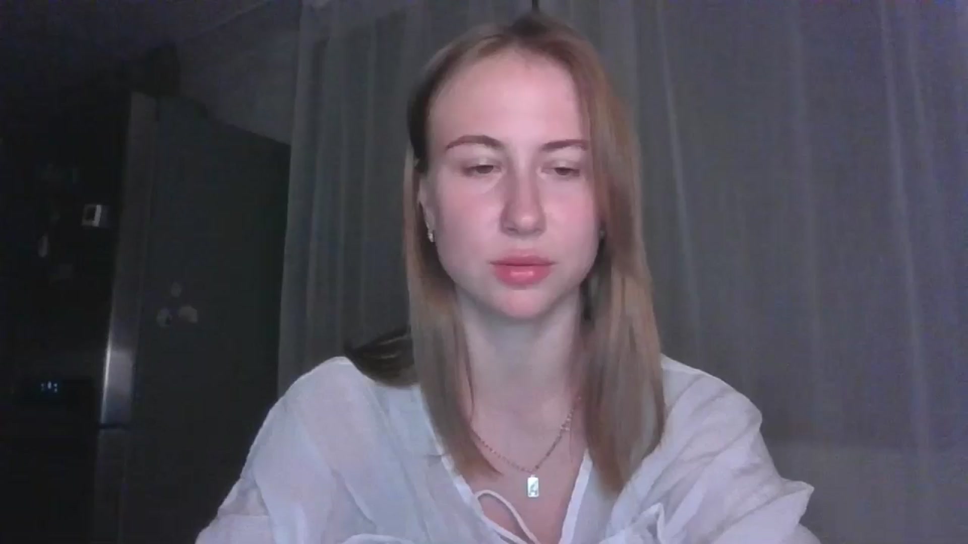 Gallery image thumbnail from Elix1r's myfreecams stream on, 07/19/2024, 21:42 image 4 of 20