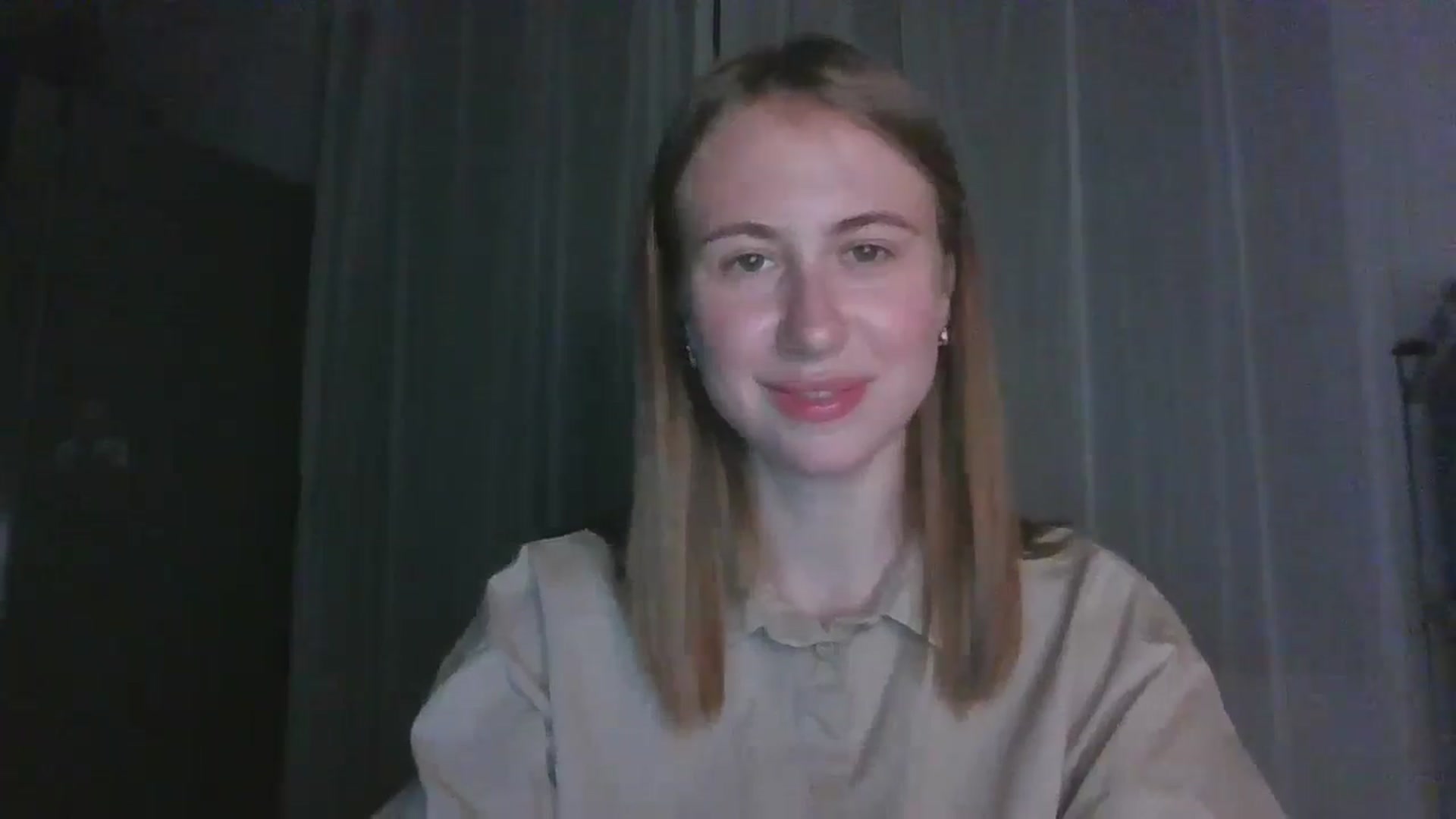 Gallery image thumbnail from Elix1r's myfreecams stream on, 07/21/2024, 22:21 image 11 of 20