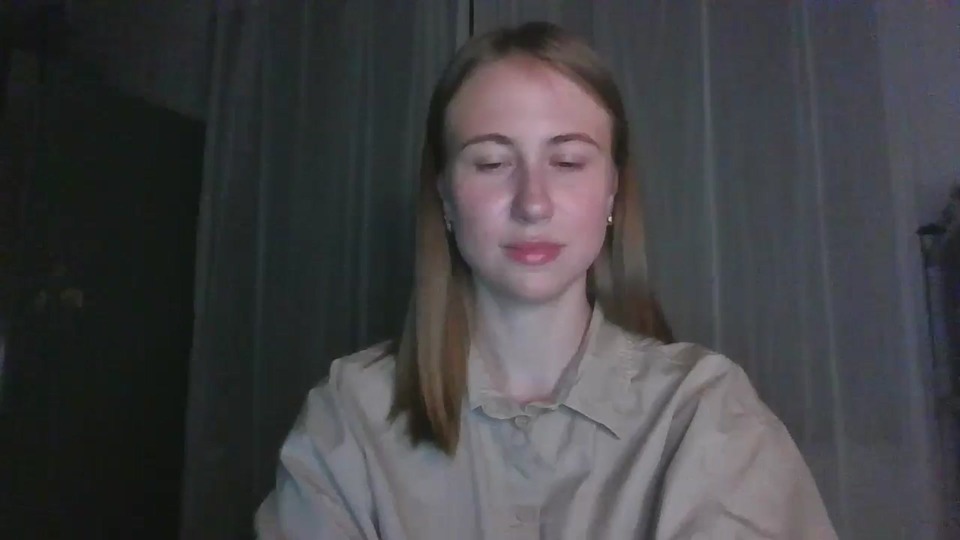 Gallery image thumbnail from Elix1r's myfreecams stream on, 07/21/2024, 22:21 image 8 of 20