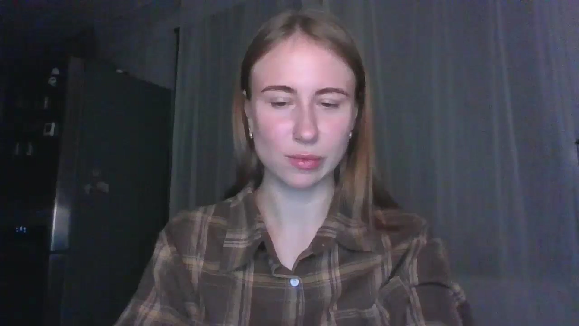 Gallery image thumbnail from Elix1r's myfreecams stream on, 07/30/2024, 22:11 image 9 of 20