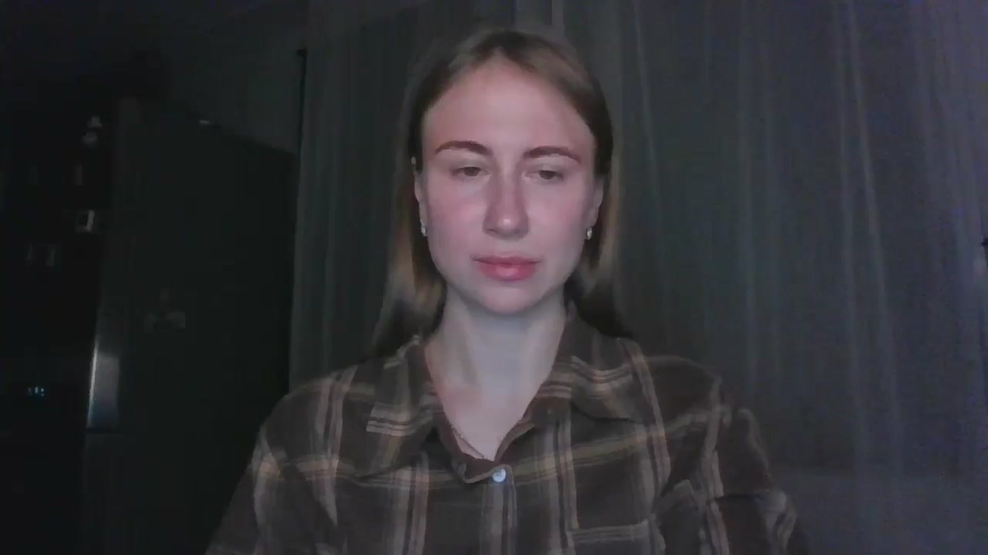 Gallery image thumbnail from Elix1r's myfreecams stream on, 07/30/2024, 22:11 image 14 of 20