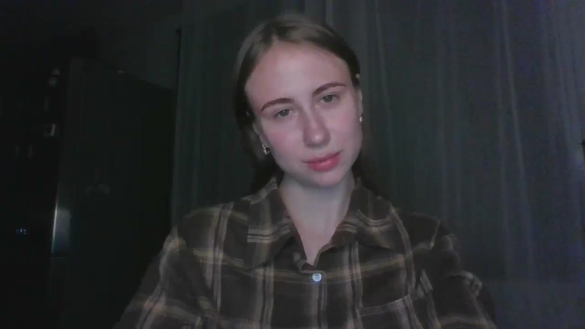 Gallery image thumbnail from Elix1r's myfreecams stream on, 07/30/2024, 22:11 image 5 of 20