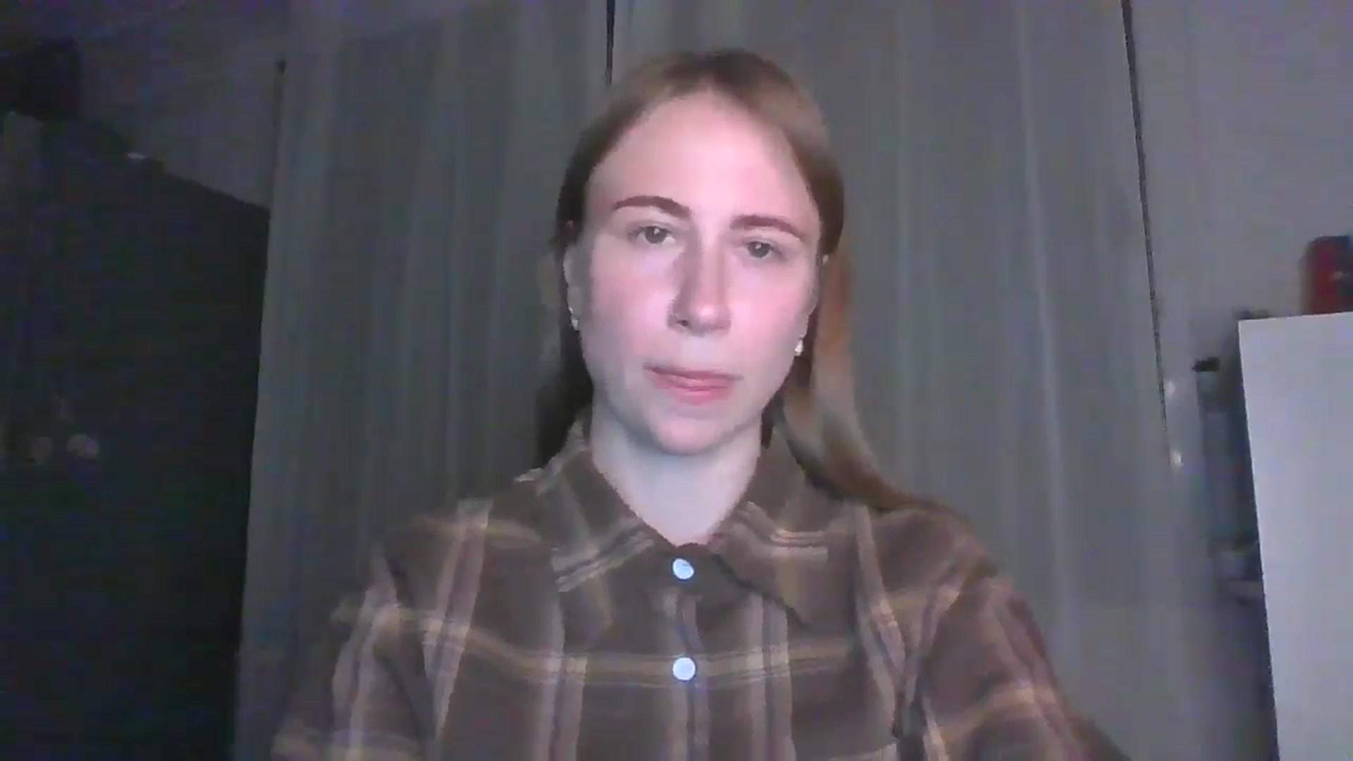 Gallery image thumbnail from Elix1r's myfreecams stream on, 07/31/2024, 21:19 image 12 of 20