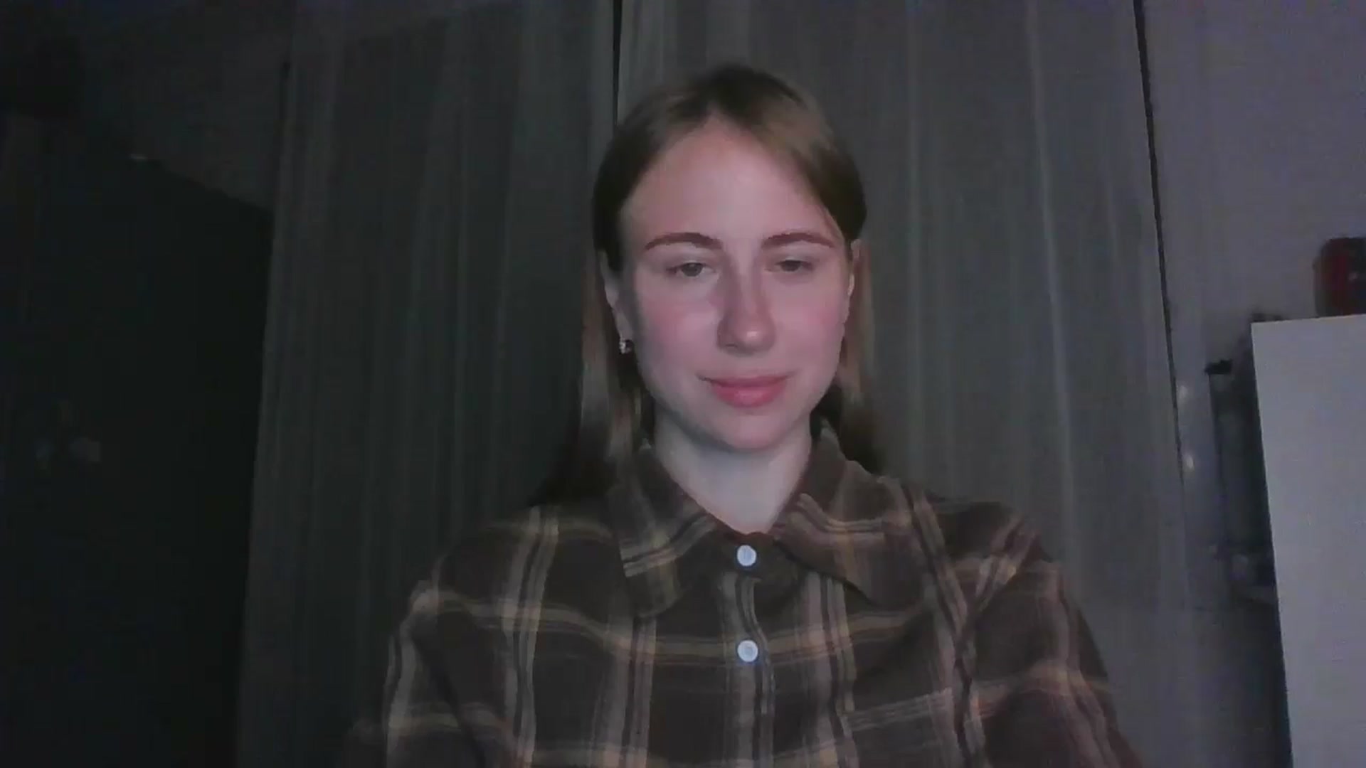 Gallery image thumbnail from Elix1r's myfreecams stream on, 07/31/2024, 21:48 image 16 of 20
