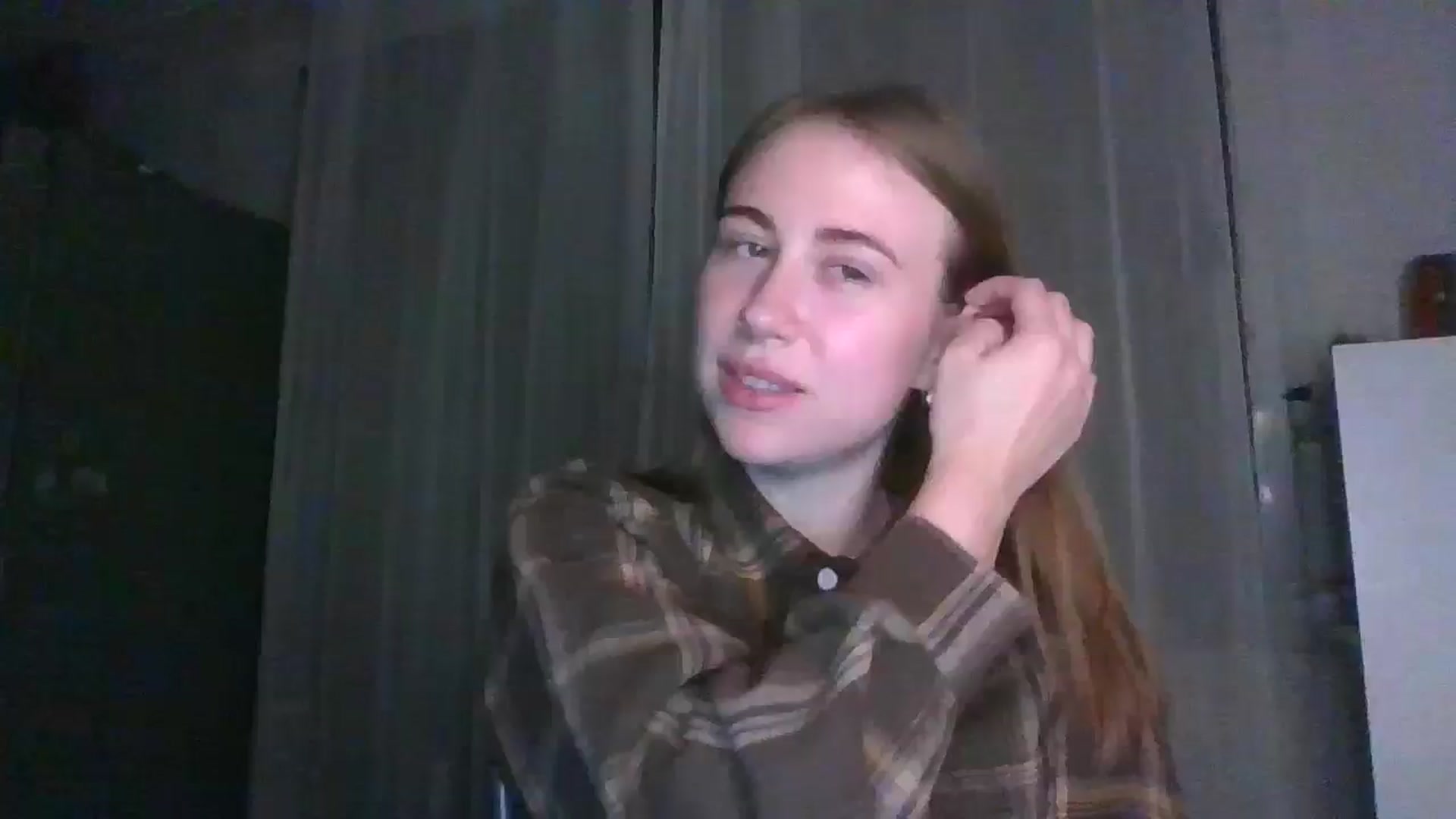 Gallery image thumbnail from Elix1r's myfreecams stream on, 07/31/2024, 21:48 image 17 of 20