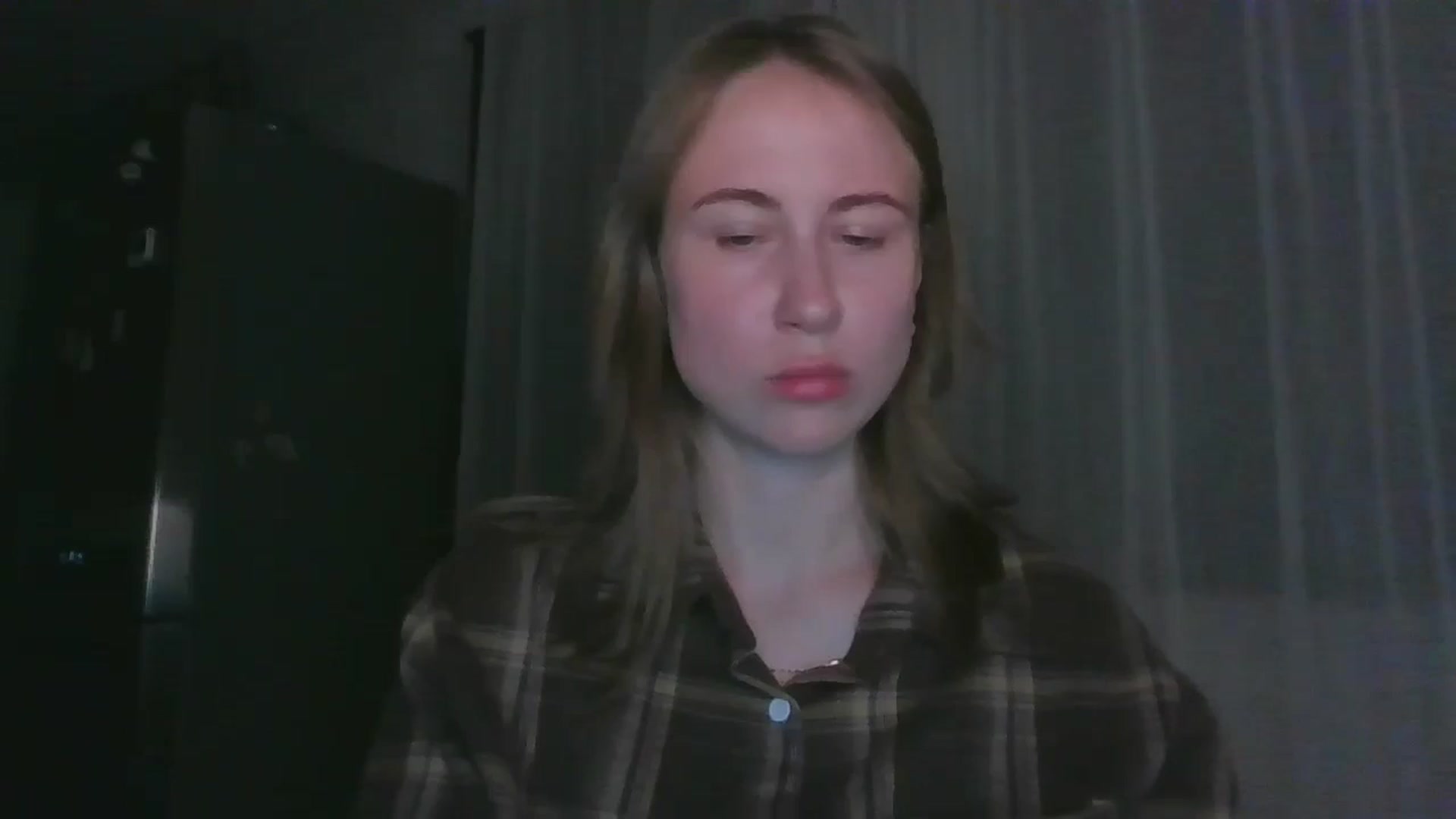 Gallery image thumbnail from Elix1r's myfreecams stream on, 08/08/2024, 21:16 image 1 of 20