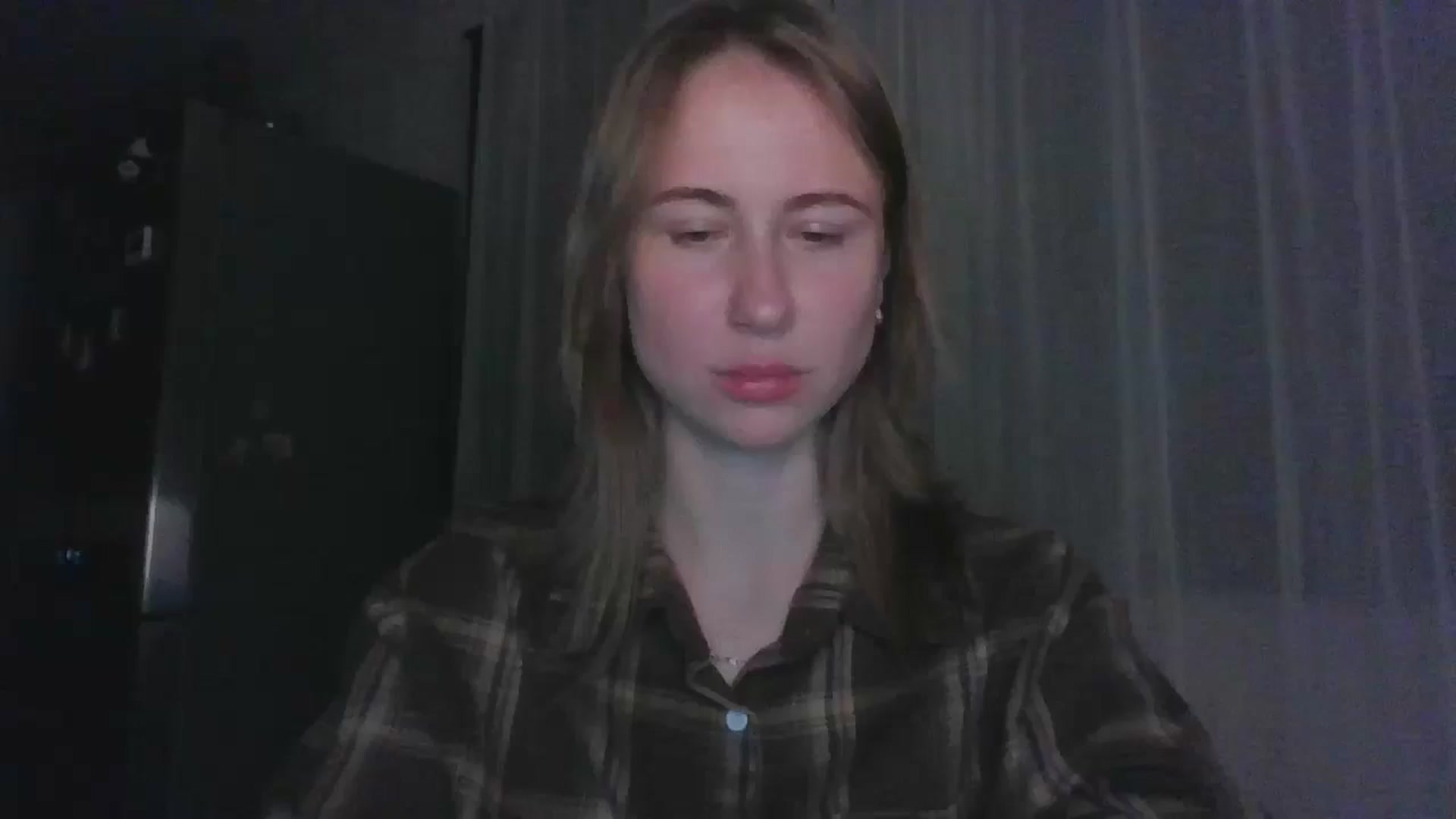 Gallery image thumbnail from Elix1r's myfreecams stream on, 08/08/2024, 21:16 image 18 of 20