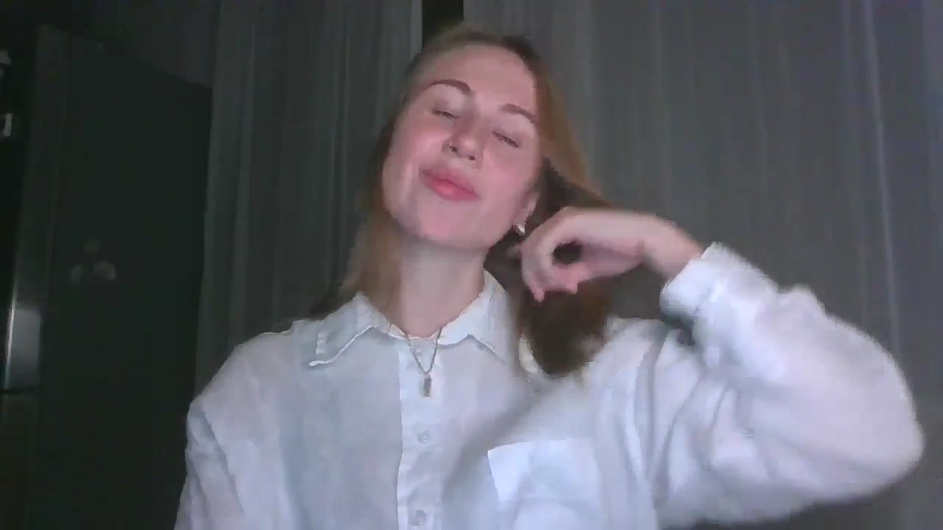 Gallery image thumbnail from Elix1r's myfreecams stream on, 08/09/2024, 22:36 image 5 of 20