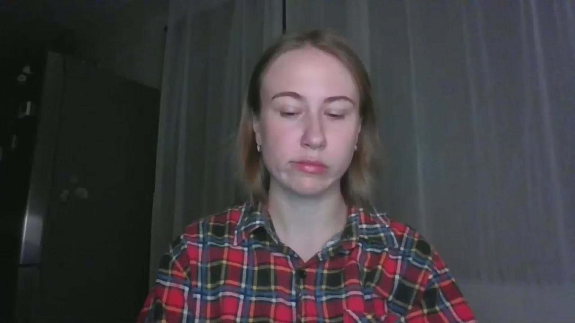 Gallery image thumbnail from Elix1r's myfreecams stream on, 08/11/2024, 21:50 image 3 of 20