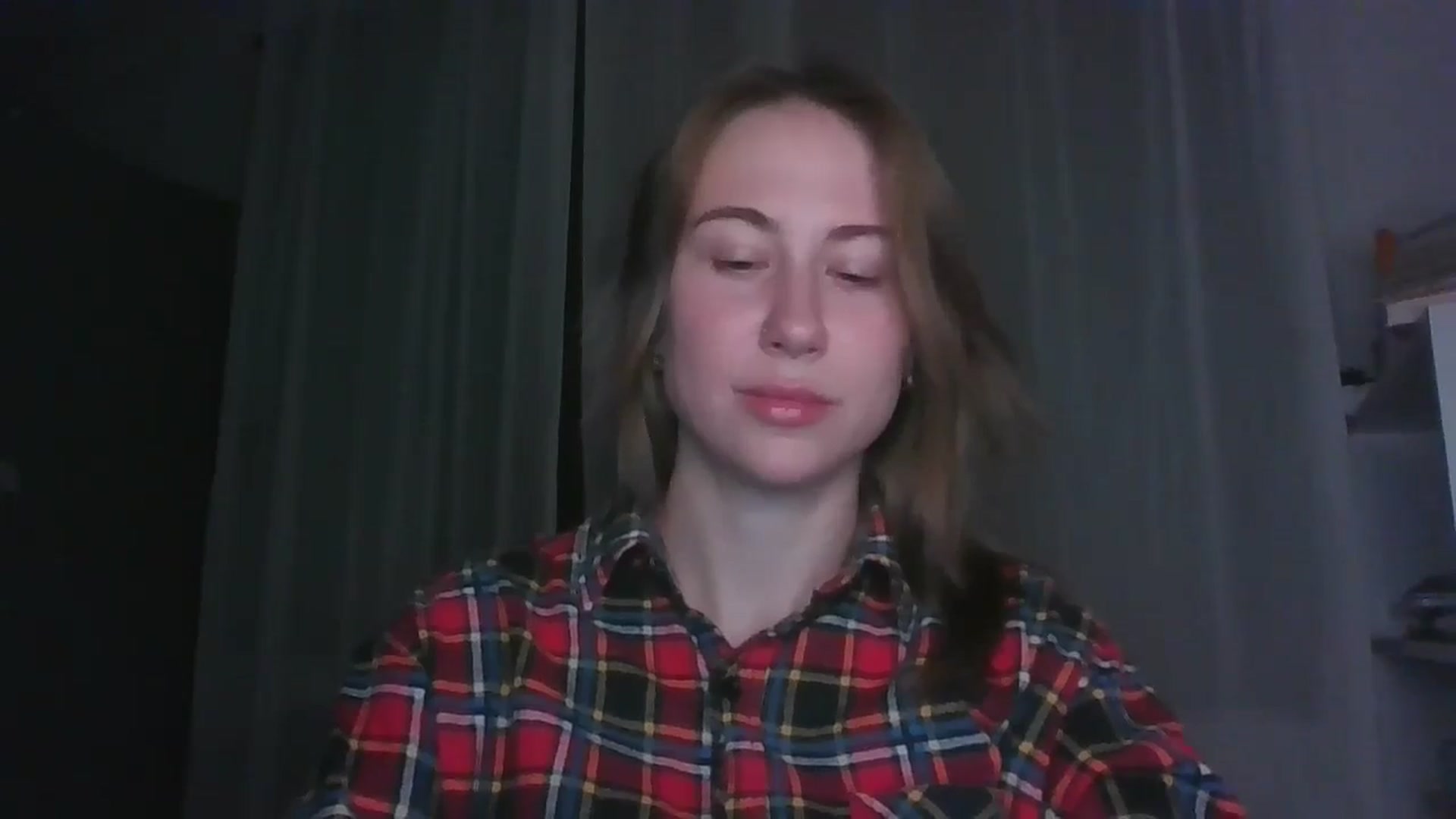 Gallery image thumbnail from Elix1r's myfreecams stream on, 08/11/2024, 22:26 image 6 of 20