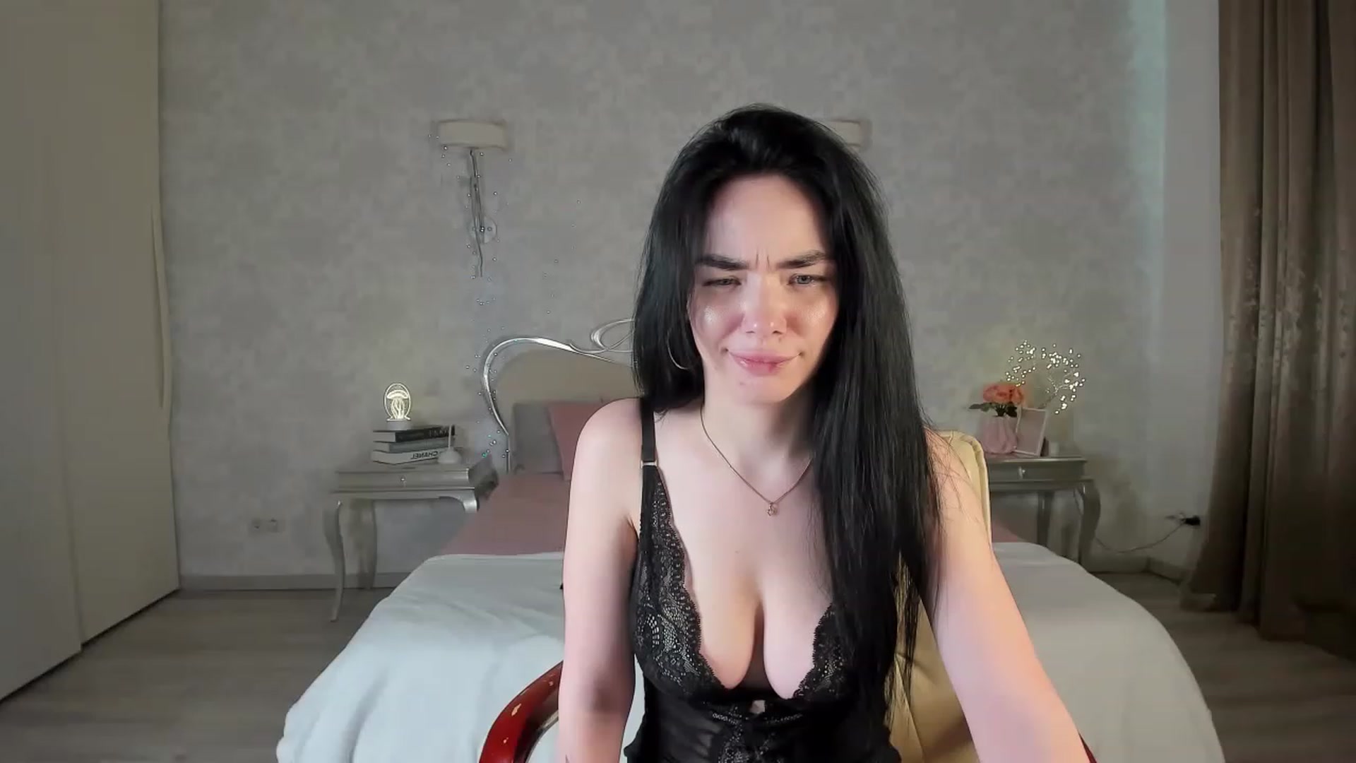 Gallery image thumbnail from ElizaKaine's myfreecams stream on, 04/17/2023, 15:29 image 20 of 20