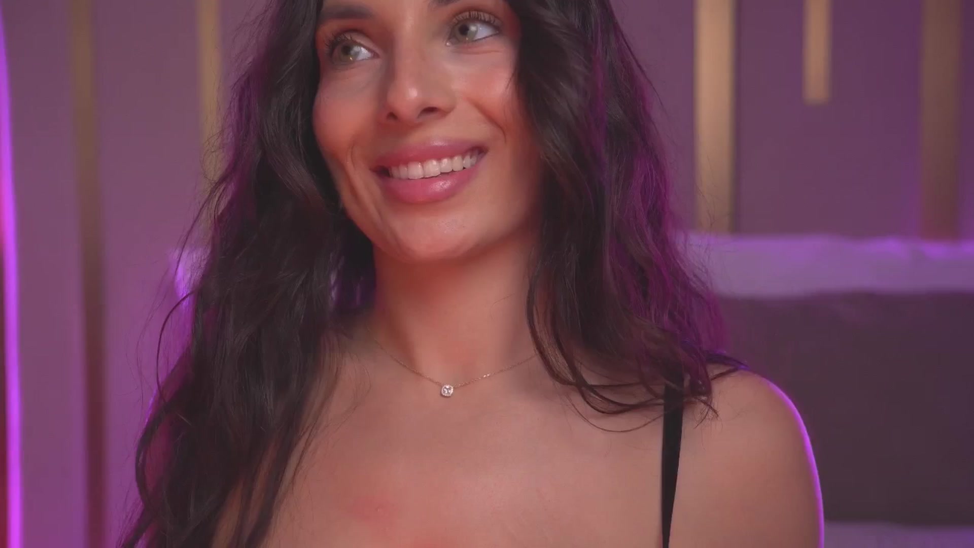 Gallery image thumbnail from Eliza_Muse's myfreecams stream on, 12/17/2025, 10:09 image 2 of 20