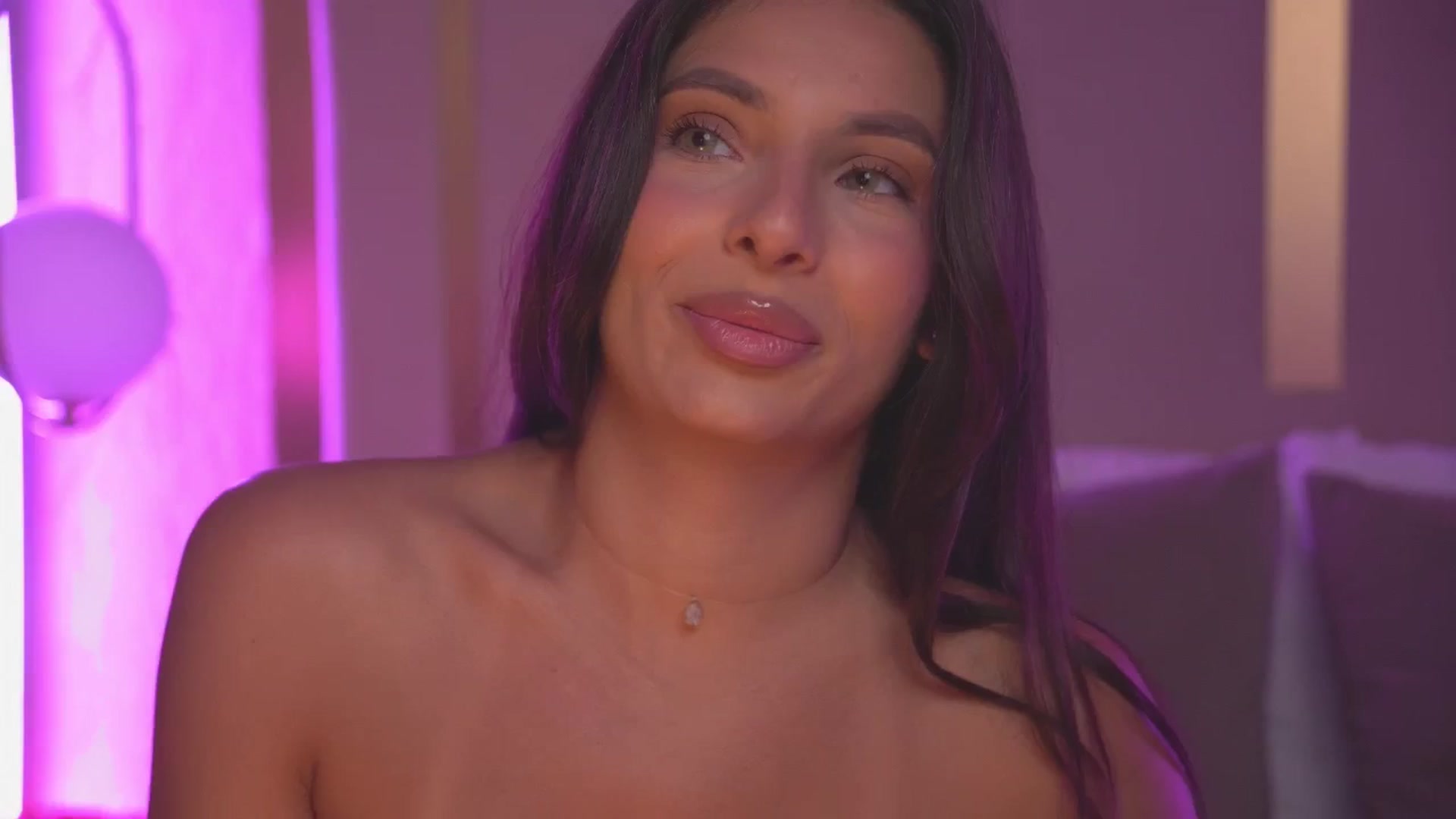 Gallery image thumbnail from Eliza_Muse's myfreecams stream on, 01/23/2026, 06:29 image 15 of 20