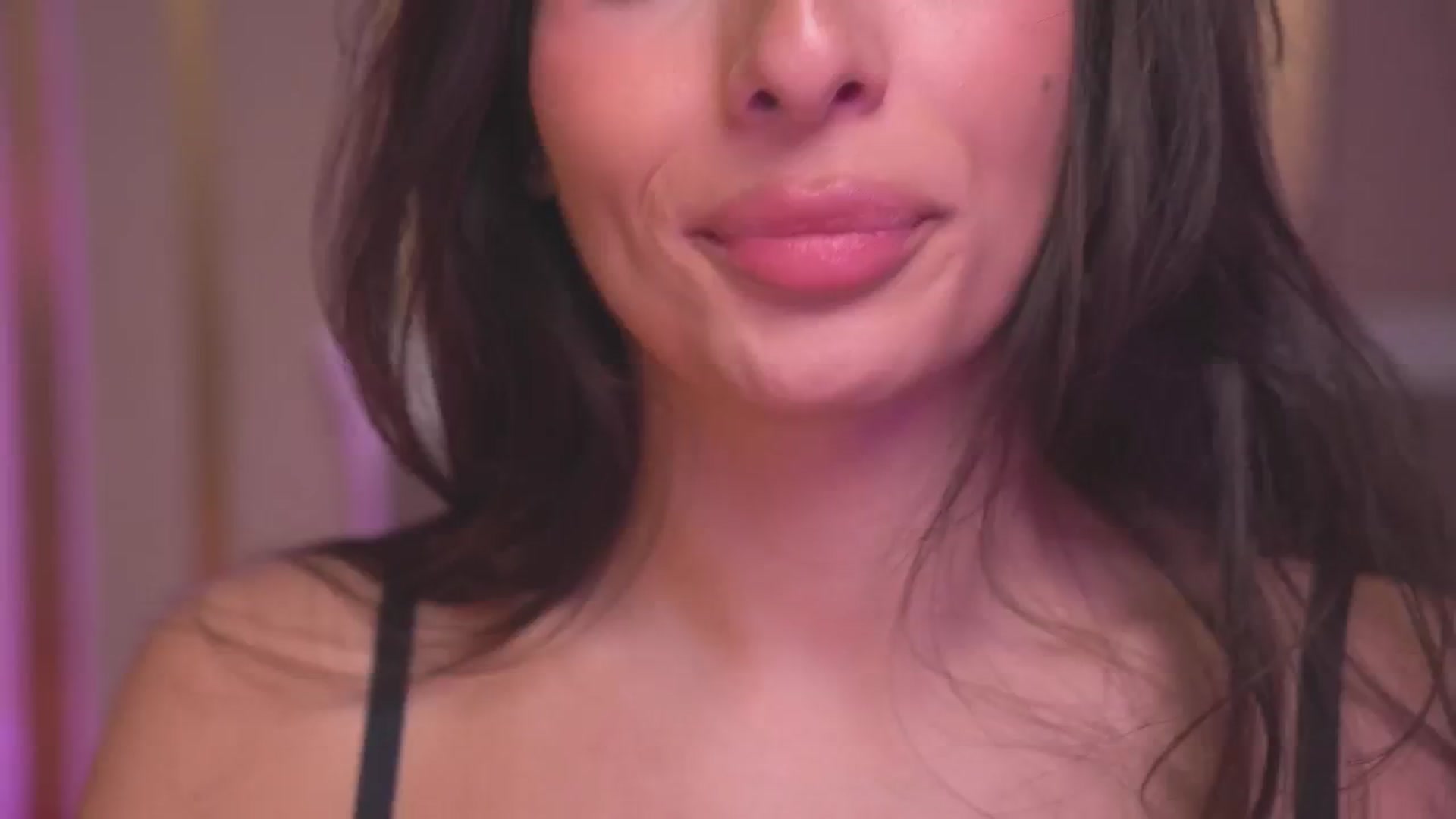 Gallery image thumbnail from Eliza_Muse's myfreecams stream on, 04/23/2026, 08:09 image 3 of 20