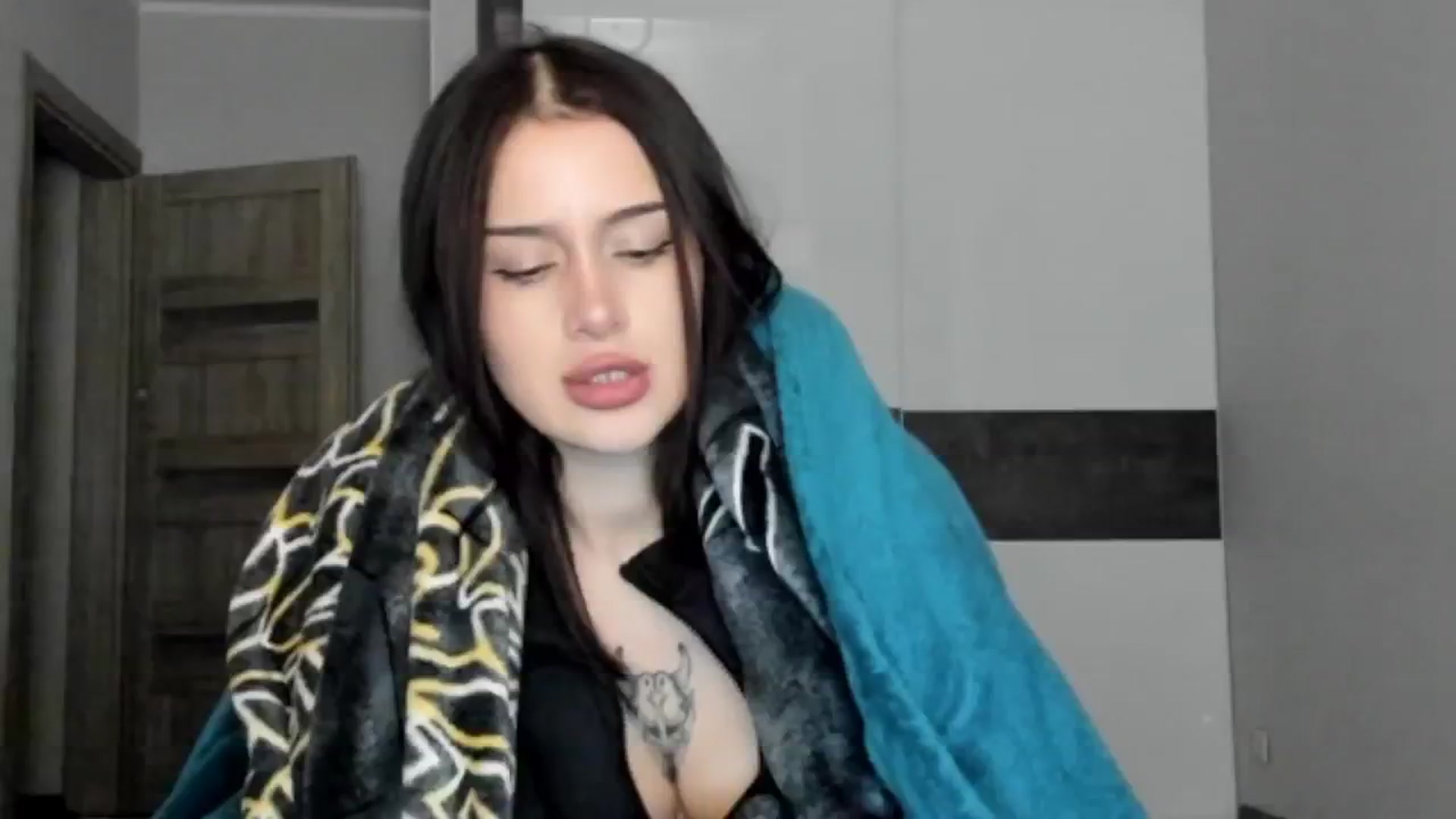 Gallery image thumbnail from Eliza_beth's myfreecams stream on, 10/18/2024, 15:01 image 9 of 20