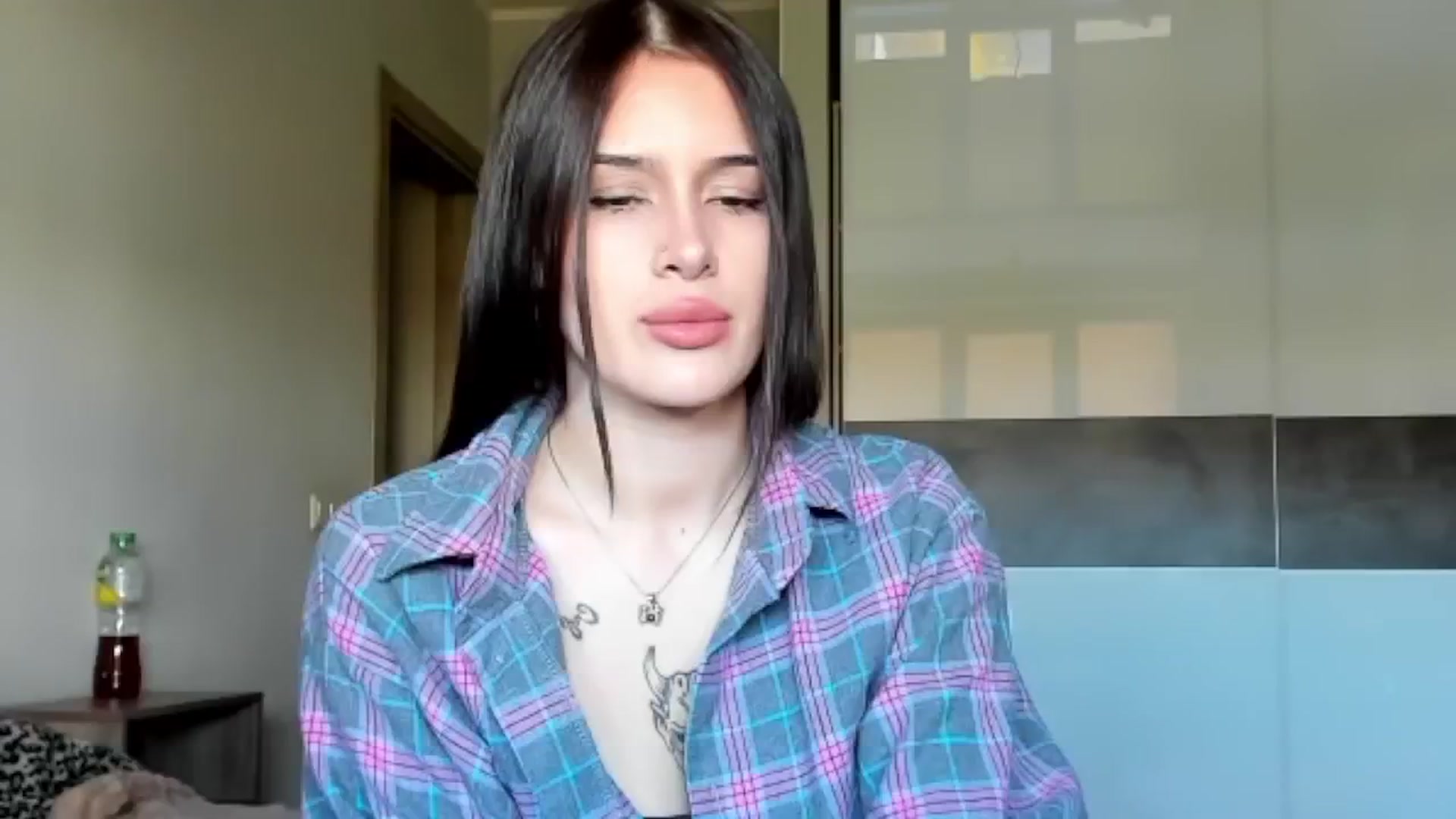Gallery image thumbnail from Eliza_beth's myfreecams stream on, 10/23/2024, 07:42 image 17 of 20