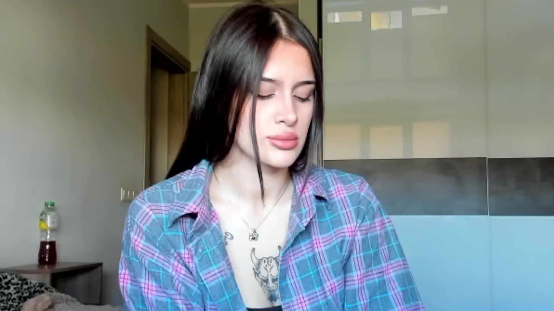Gallery image thumbnail from Eliza_beth's myfreecams stream on, 10/23/2024, 07:42 image 5 of 20