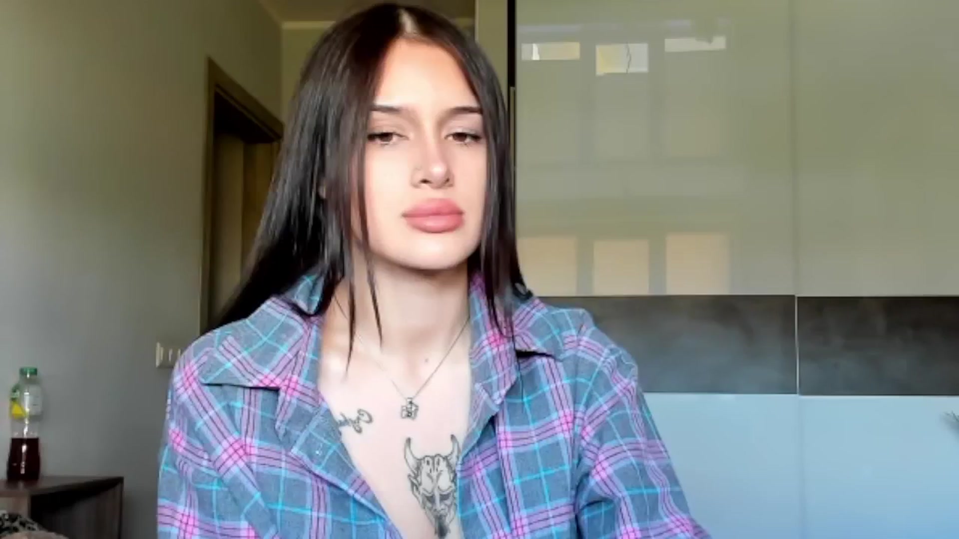 Gallery image thumbnail from Eliza_beth's myfreecams stream on, 10/23/2024, 08:37 image 4 of 20