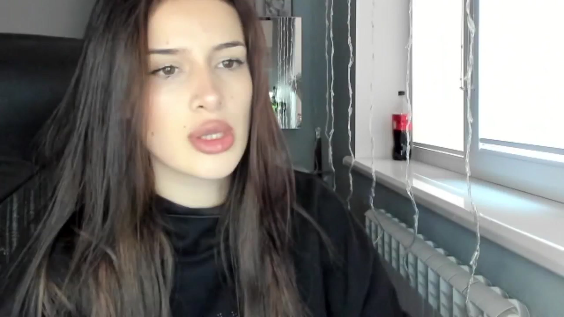 Gallery image thumbnail from Eliza_beth's myfreecams stream on, 11/28/2024, 10:02 image 18 of 20