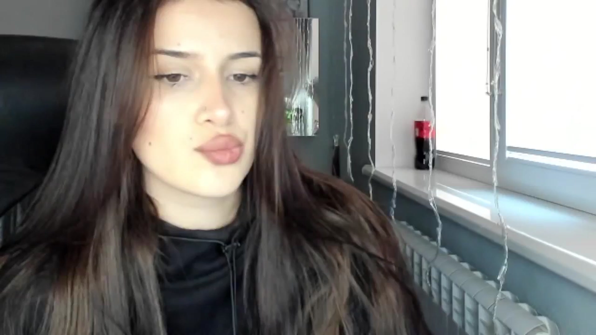 Gallery image thumbnail from Eliza_beth's myfreecams stream on, 11/28/2024, 10:02 image 12 of 20