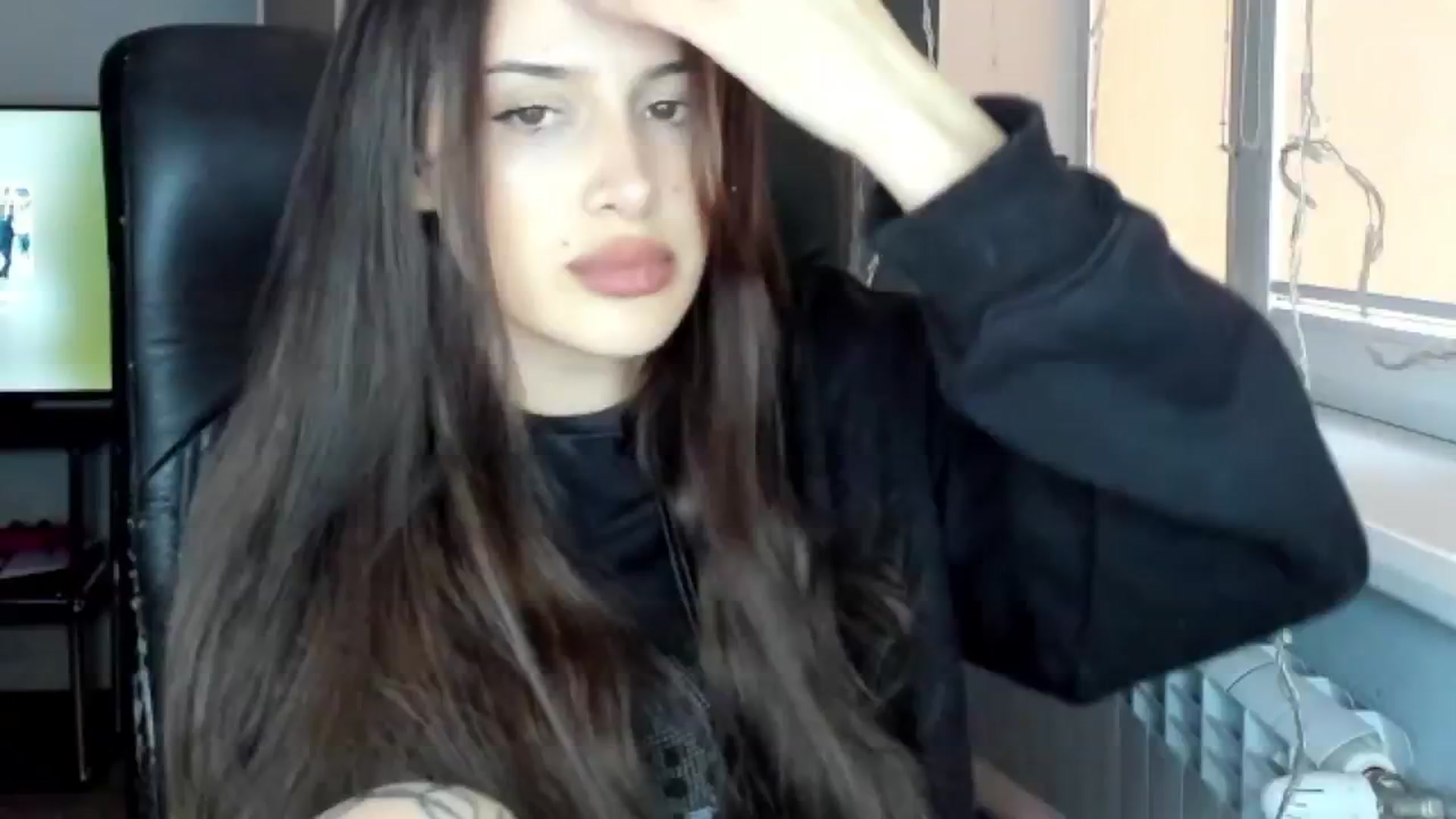 Gallery image thumbnail from Eliza_beth's myfreecams stream on, 11/28/2024, 11:27 image 18 of 20