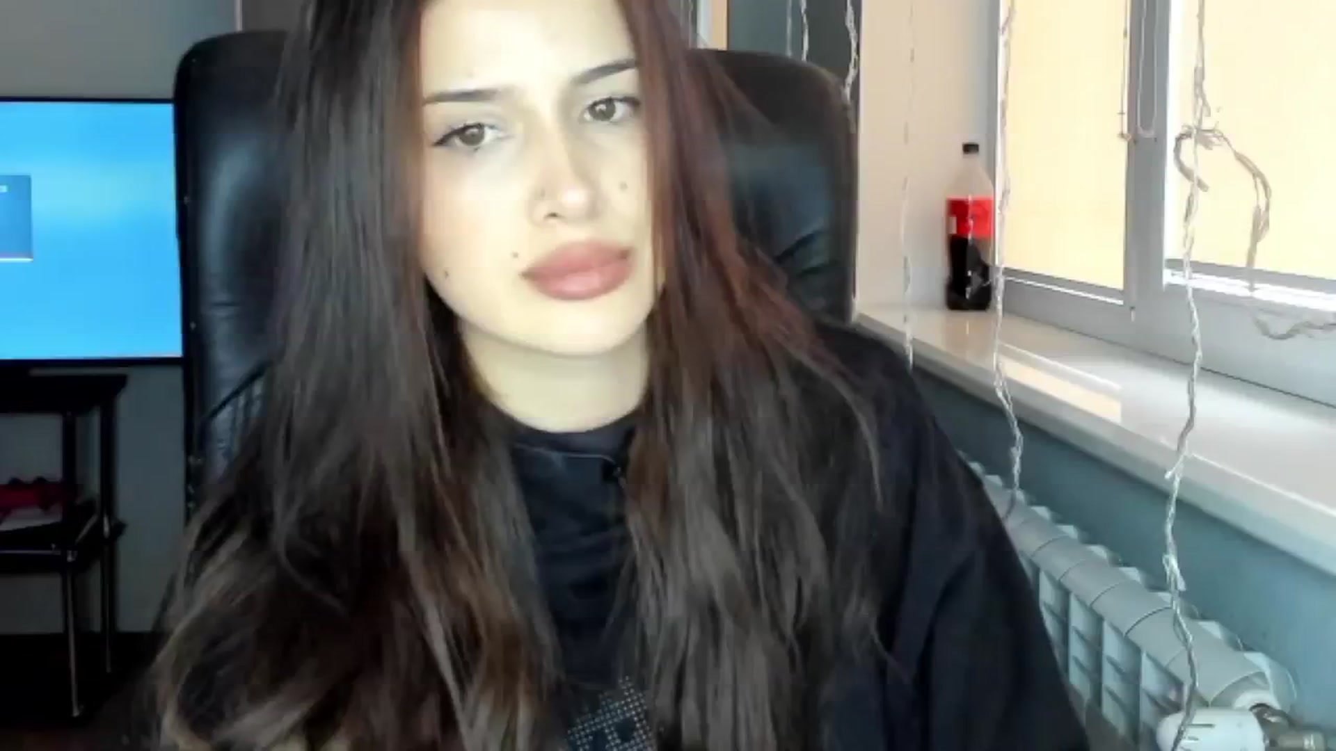 Gallery image thumbnail from Eliza_beth's myfreecams stream on, 11/28/2024, 11:27 image 2 of 20