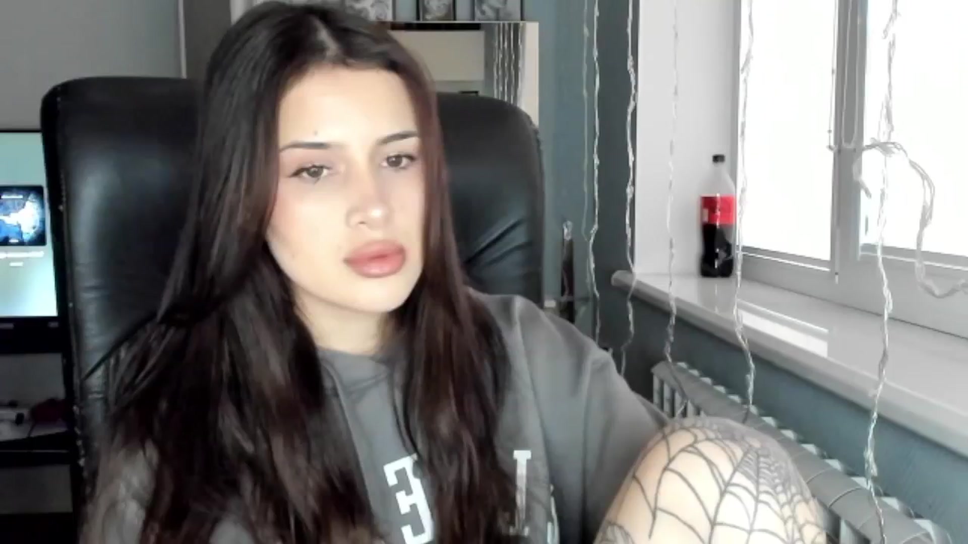 Gallery image thumbnail from Eliza_beth's myfreecams stream on, 11/29/2024, 11:19 image 13 of 20