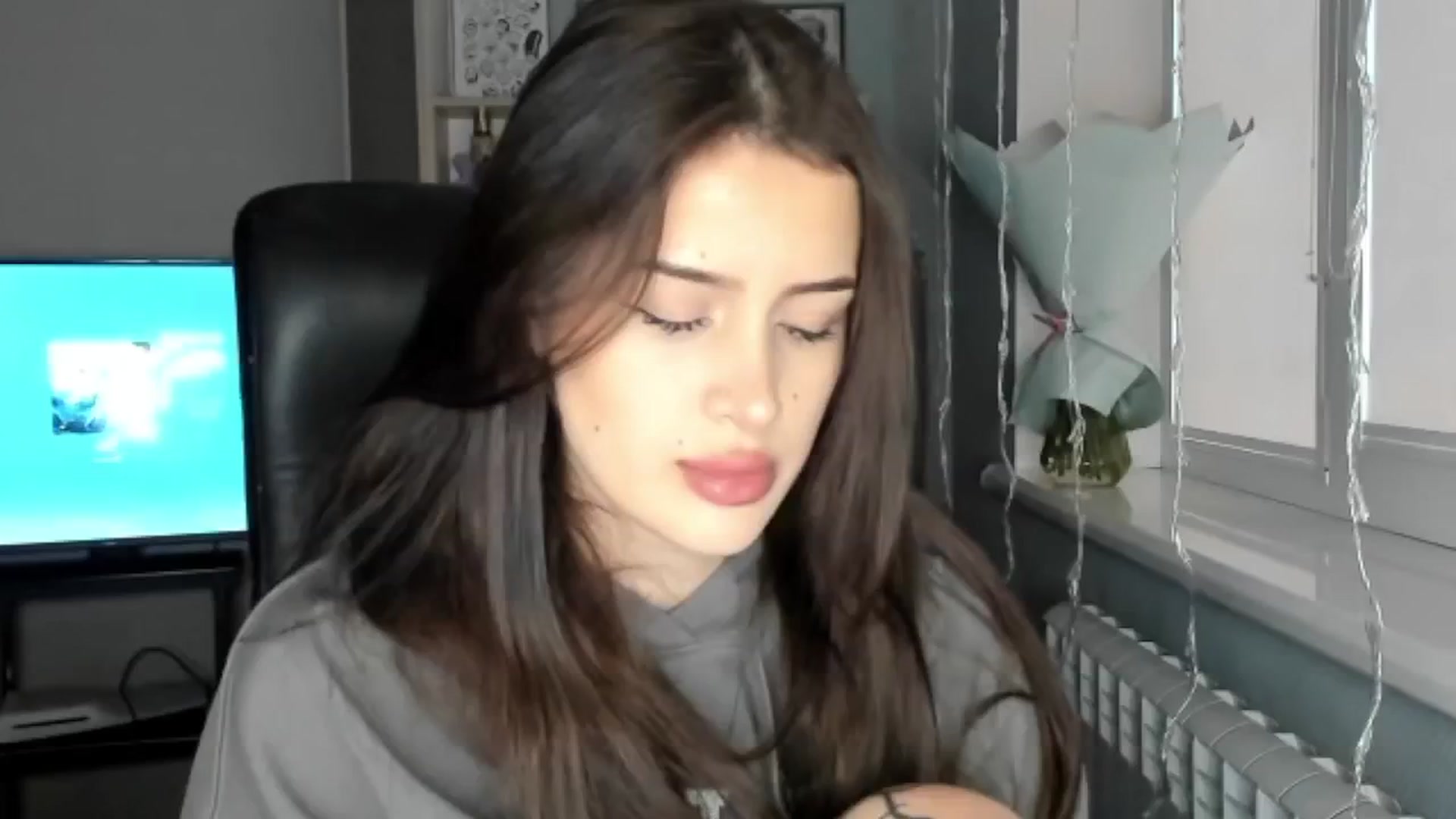 Gallery image thumbnail from Eliza_beth's myfreecams stream on, 12/04/2024, 12:31 image 13 of 20
