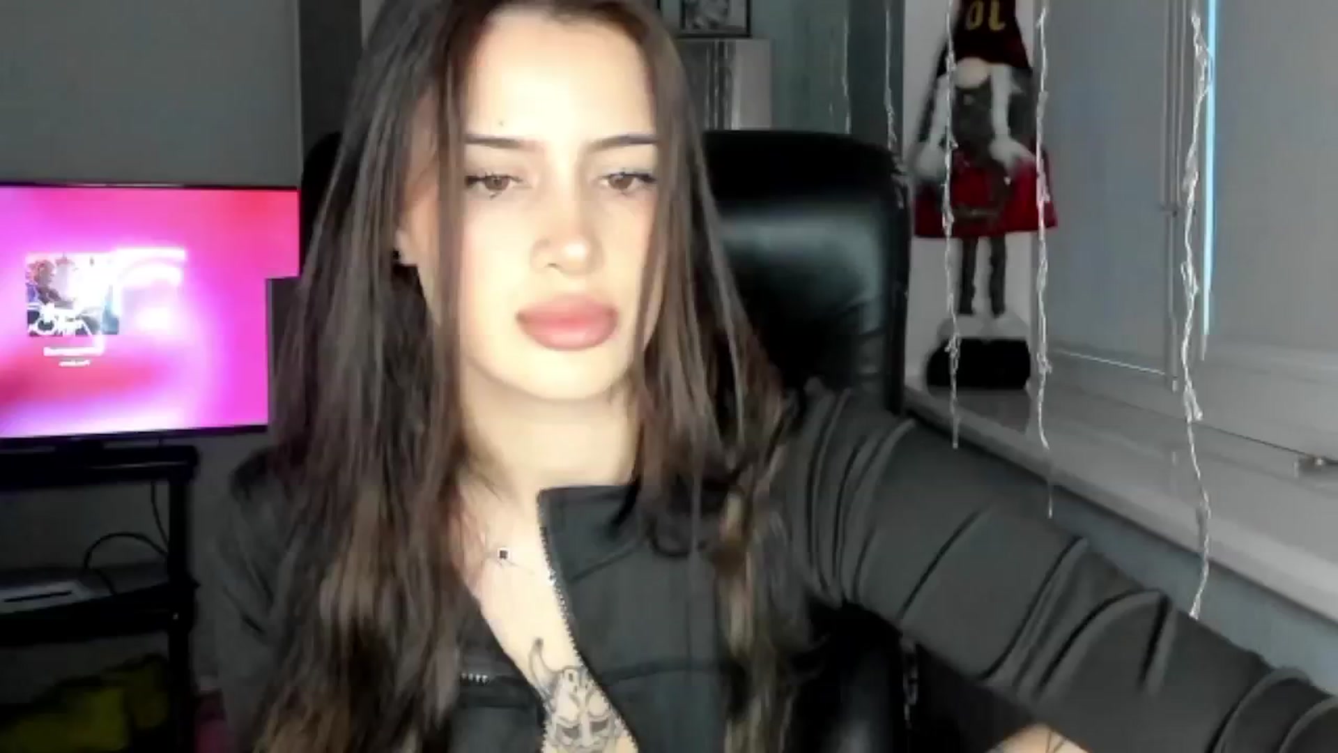 Gallery image thumbnail from Eliza_beth's myfreecams stream on, 12/09/2024, 14:18 image 8 of 20