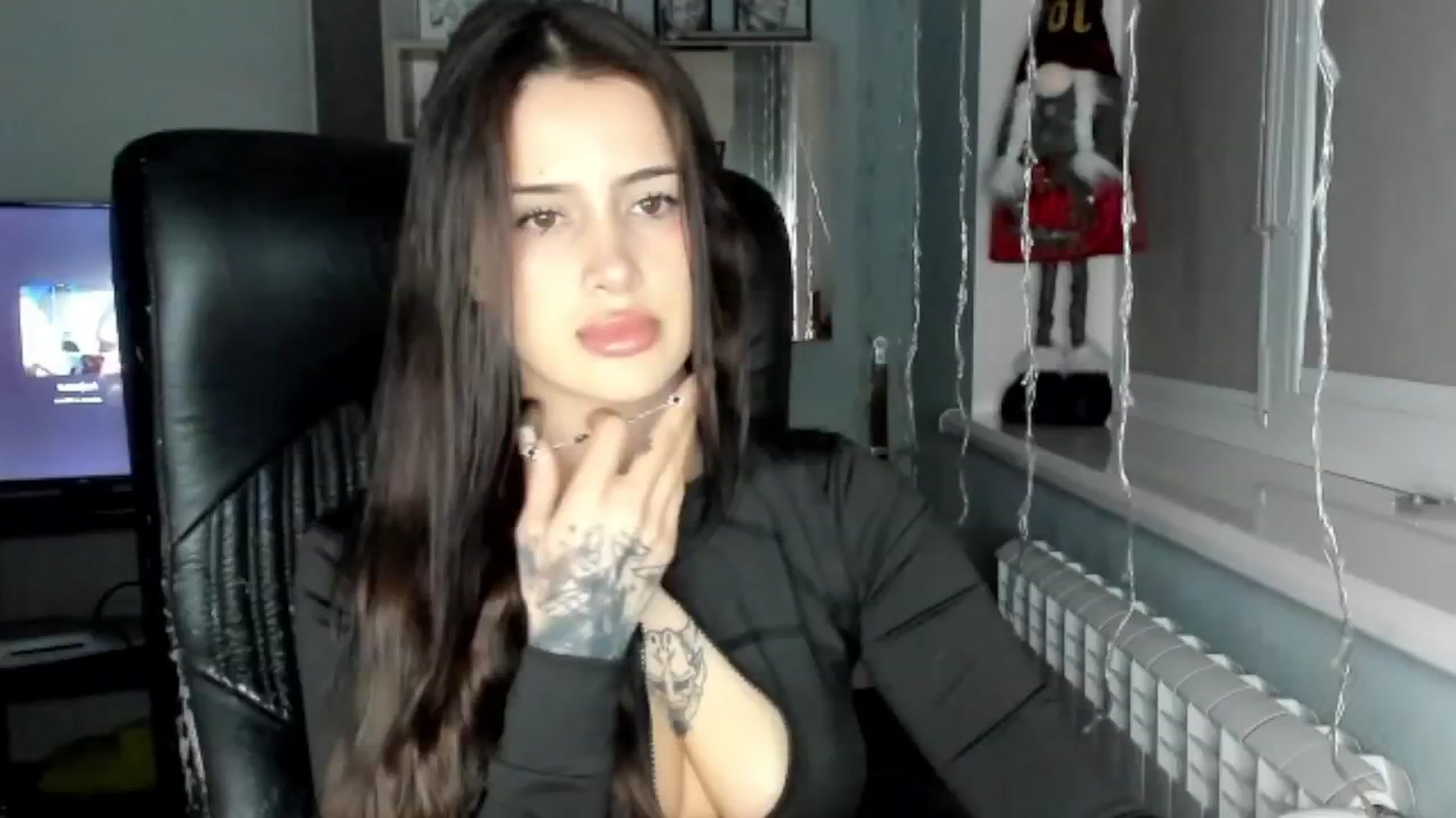 Gallery image thumbnail from Eliza_beth's myfreecams stream on, 12/09/2024, 15:13 image 4 of 20