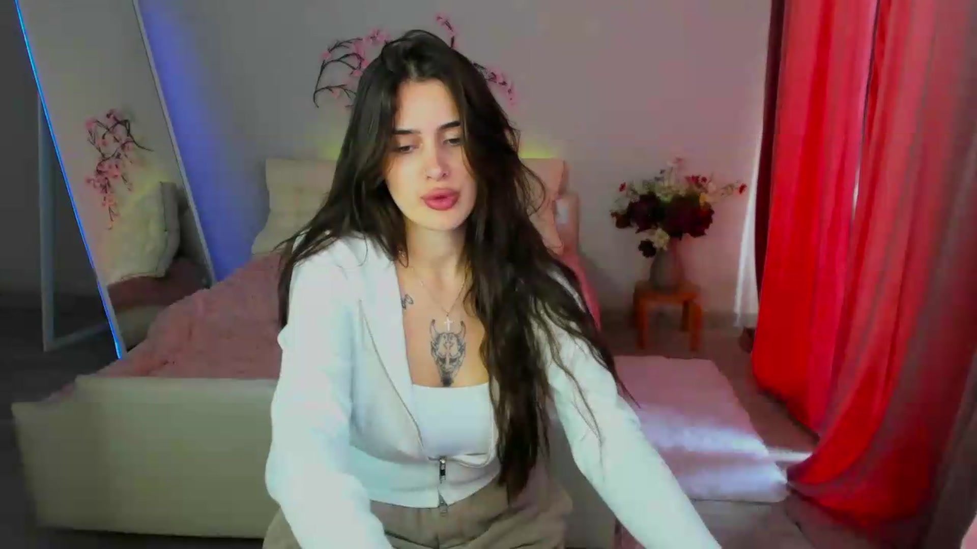 Gallery image thumbnail from Eliza_beth's myfreecams stream on, 06/01/2026, 12:32 image 3 of 20