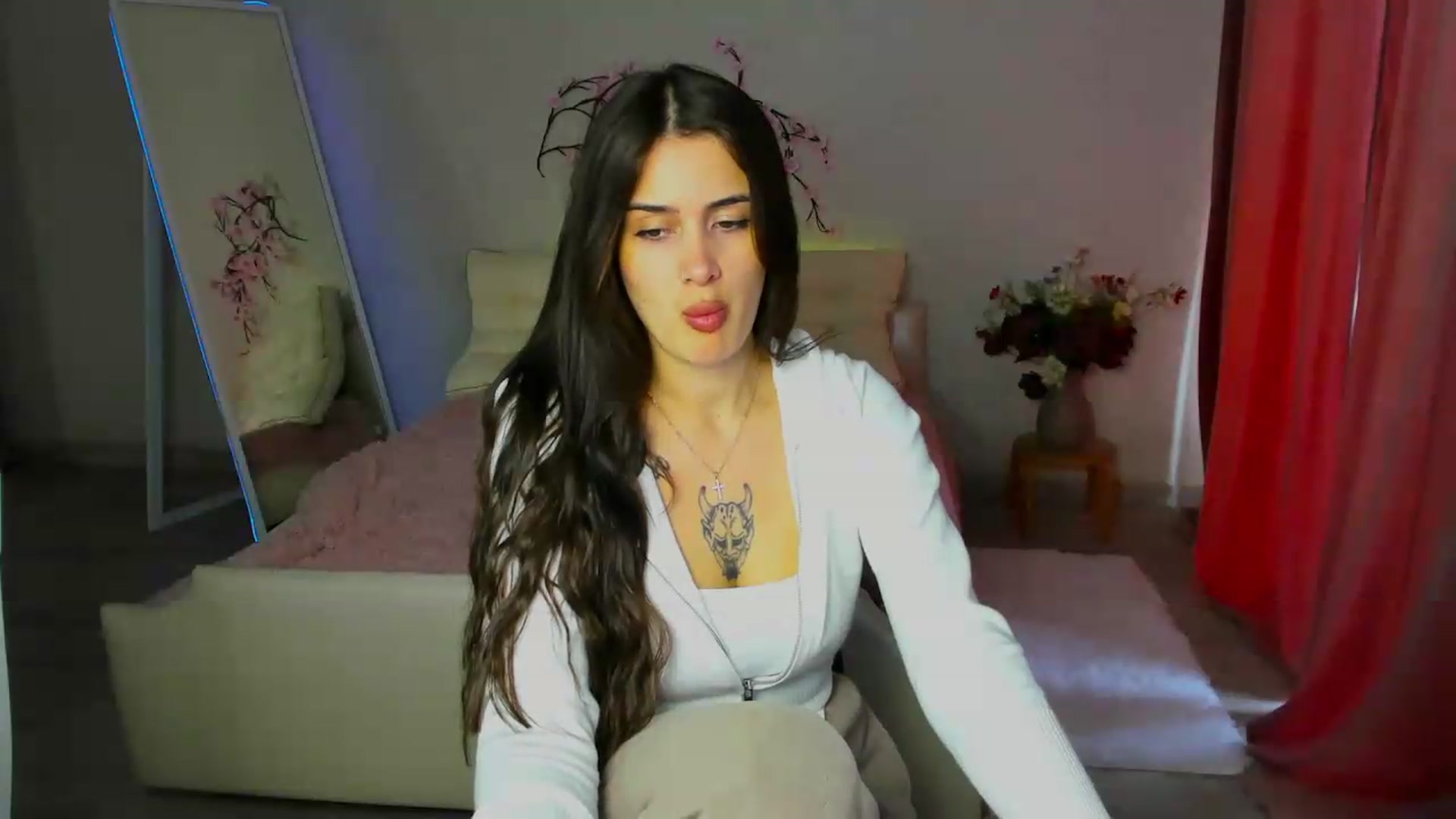 Gallery image thumbnail from Eliza_beth's myfreecams stream on, 06/01/2026, 12:32 image 11 of 20