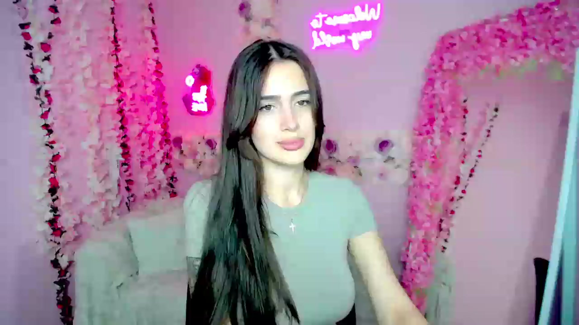 Gallery image thumbnail from Eliza_beth's myfreecams stream on, 06/20/2026, 16:02 image 1 of 20