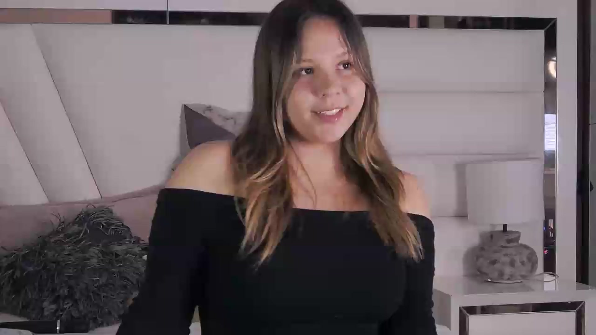 Gallery image thumbnail from Elizabet's myfreecams stream on, 07/16/2026, 19:12 image 11 of 20